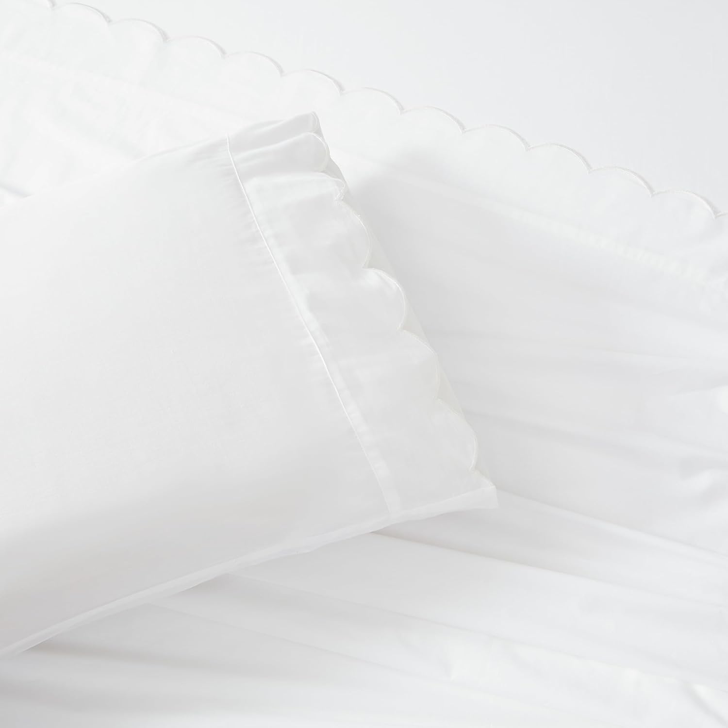 Lush Decor Coastal Chic Scalloped Edge Cotton Sheet Set 4 Piece Set Queen White - White Sheets - Scallop Trim - Bed Sheets - Coastal Decor