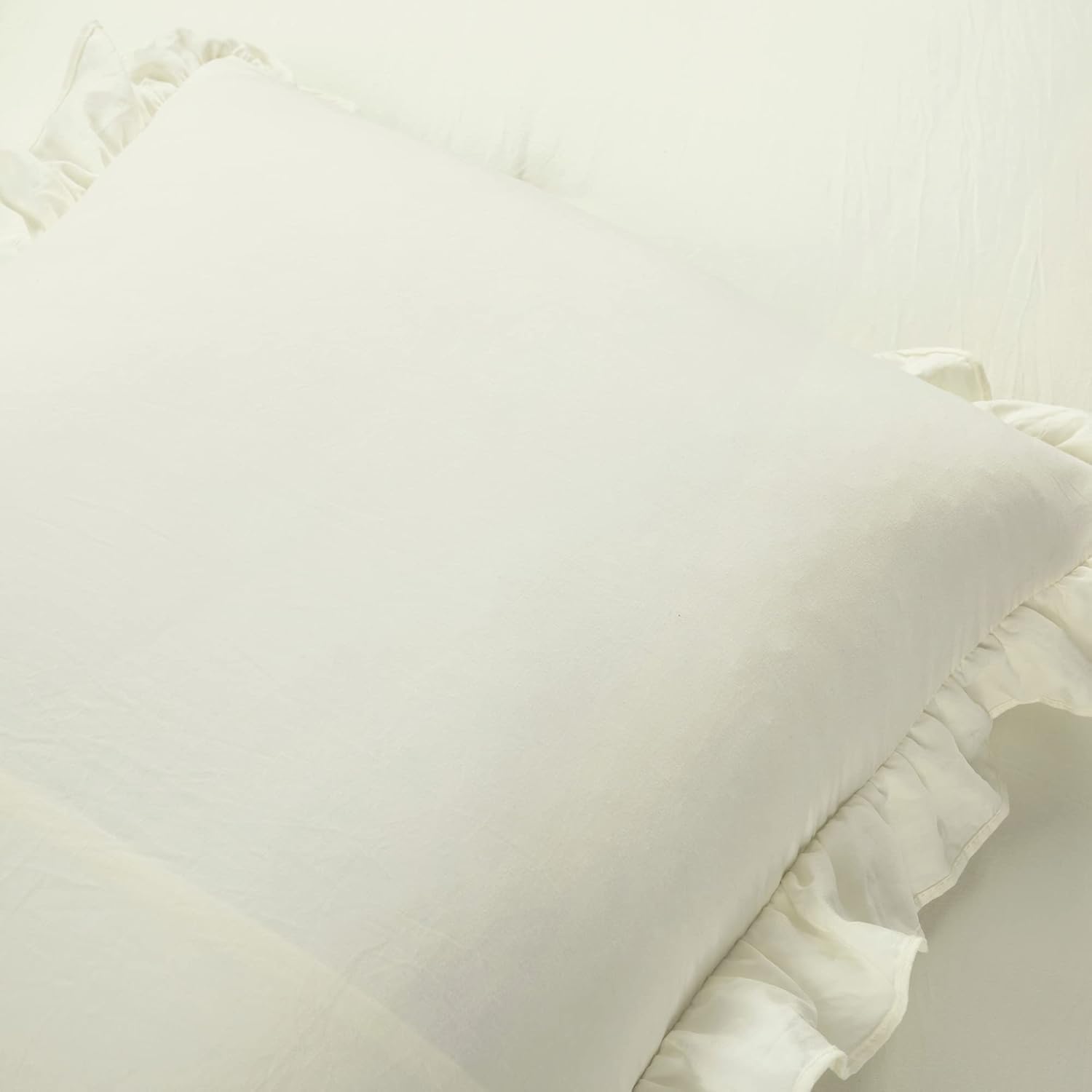 Lush Decor Ella Parisian Vintage Chic Ruffle Lace 3 Piece Comforter Set, Full/Queen, Ivory