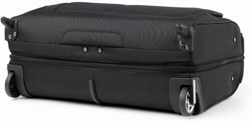 Travelpro Maxlite 5 Softside Lightweight Carry-On Upright 2 Wheel Rolling Garment Bag, 22-Inch — Black