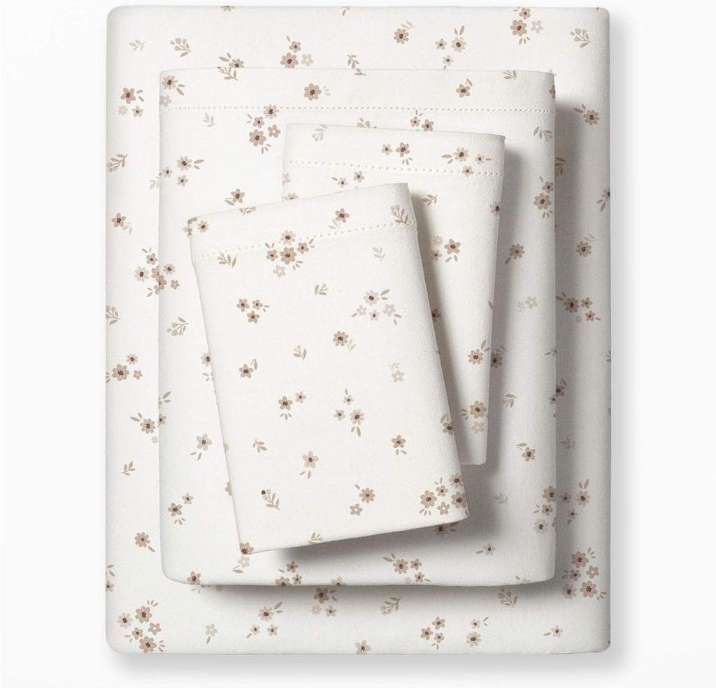 MakeMake Organics Organic Queen Sheet Set GOTS Certified Organic Cotton Sheets Queen Bed Fitted Sheet Flat Sheet Pillowcases Set - Ultra Soft Non Toxic Breathable Ditsy Flowers Peach (Queen, Bloom)