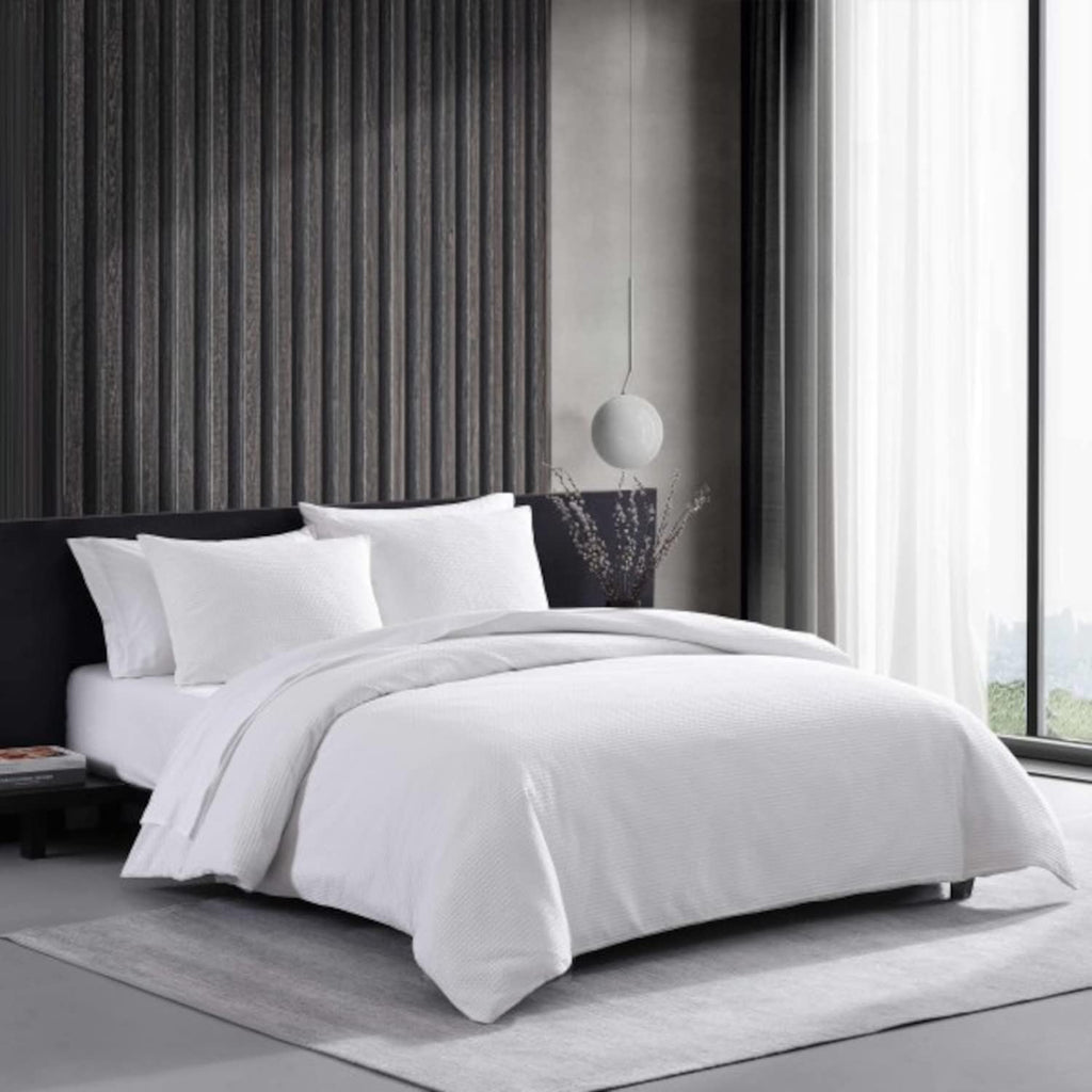 Vera Wang - King Comforter Set, Soft Cotton Bedding with Waffle Pique Texture & Smooth Cotton Percale Reverse, Medium Weight for Year-Round Comfort, 3 Piece Bed Set with Matching Pillowcases (White)