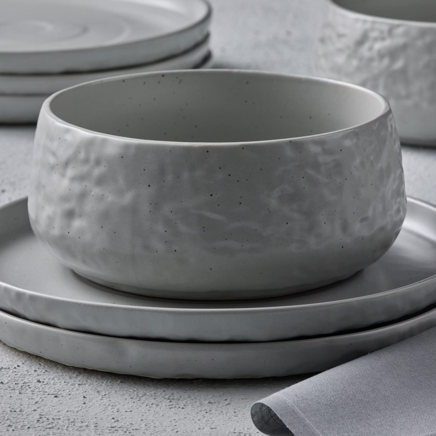 Stone by Mercer Project SHOSAI 32-Piece Stoneware Dinnerware Set, Plates and Bowls Set, Modern Dishware set fo 8, Grey Speckled