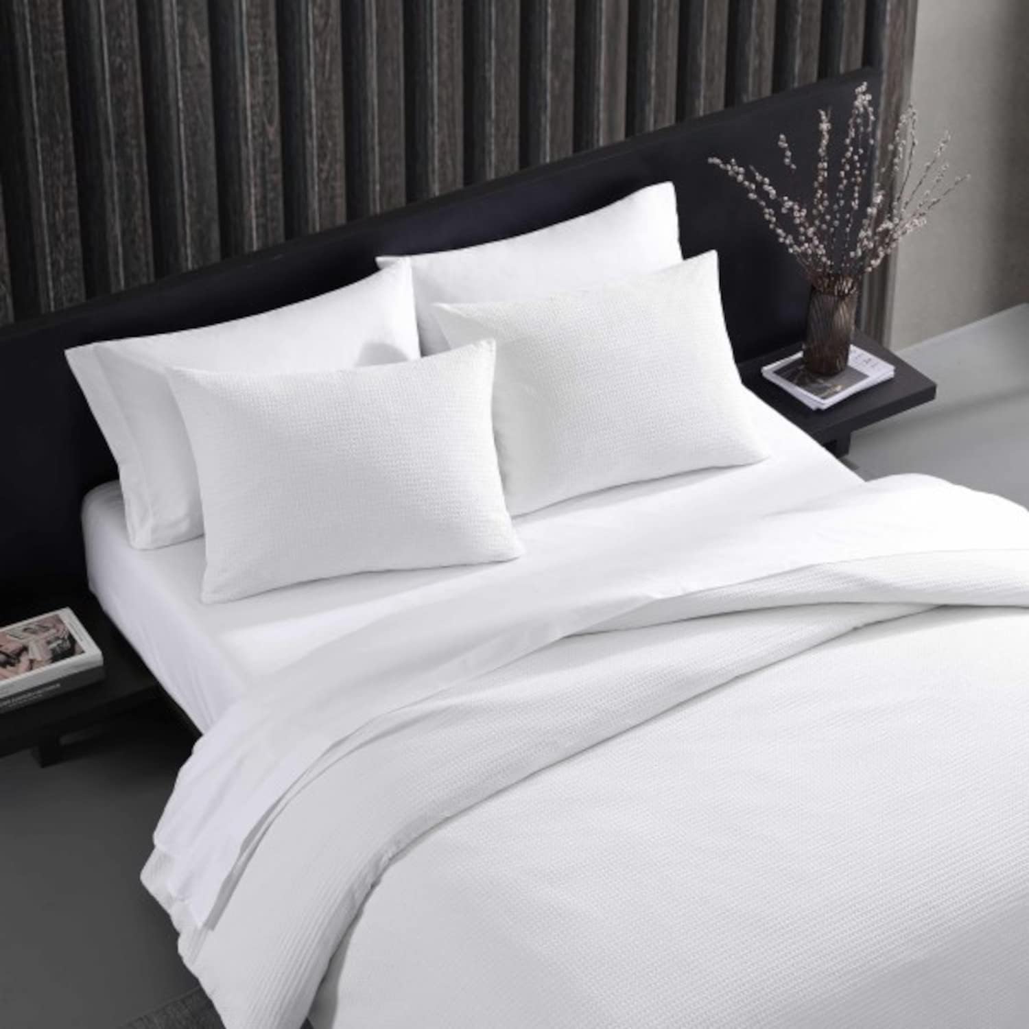 Vera Wang - King Comforter Set, Soft Cotton Bedding with Waffle Pique Texture & Smooth Cotton Percale Reverse, Medium Weight for Year-Round Comfort, 3 Piece Bed Set with Matching Pillowcases (White)