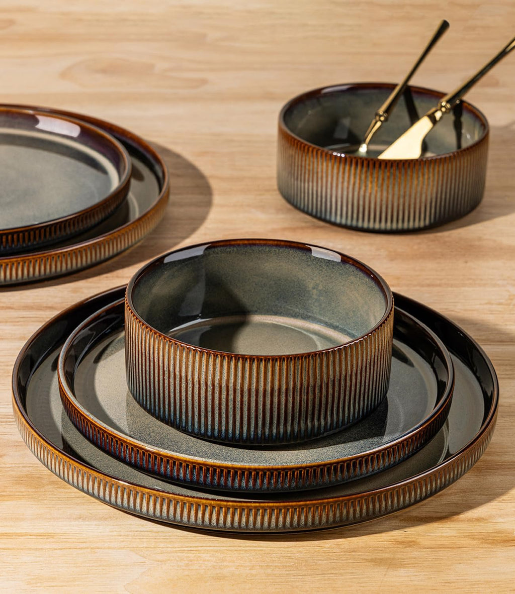 TheTerra Ceramic Dinnerware Sets for 8, 24 Pieces Porcelain Lightweight Speckled Plates and Bowls Sets, Scratch Resistant Dish Set, Oven & Microwave & Dishwasher Safe, Coca Mocha