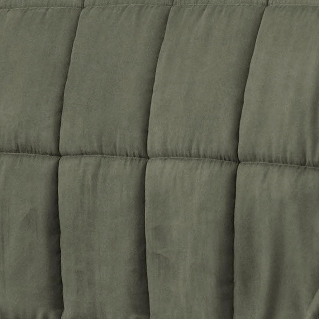 Eddie Bauer - Queen Comforter Set, Microsuede Bedding with Soft Sherpa Reverse, 3 Piece Bed Set with Matching Pillowcases (Sherwood Green)