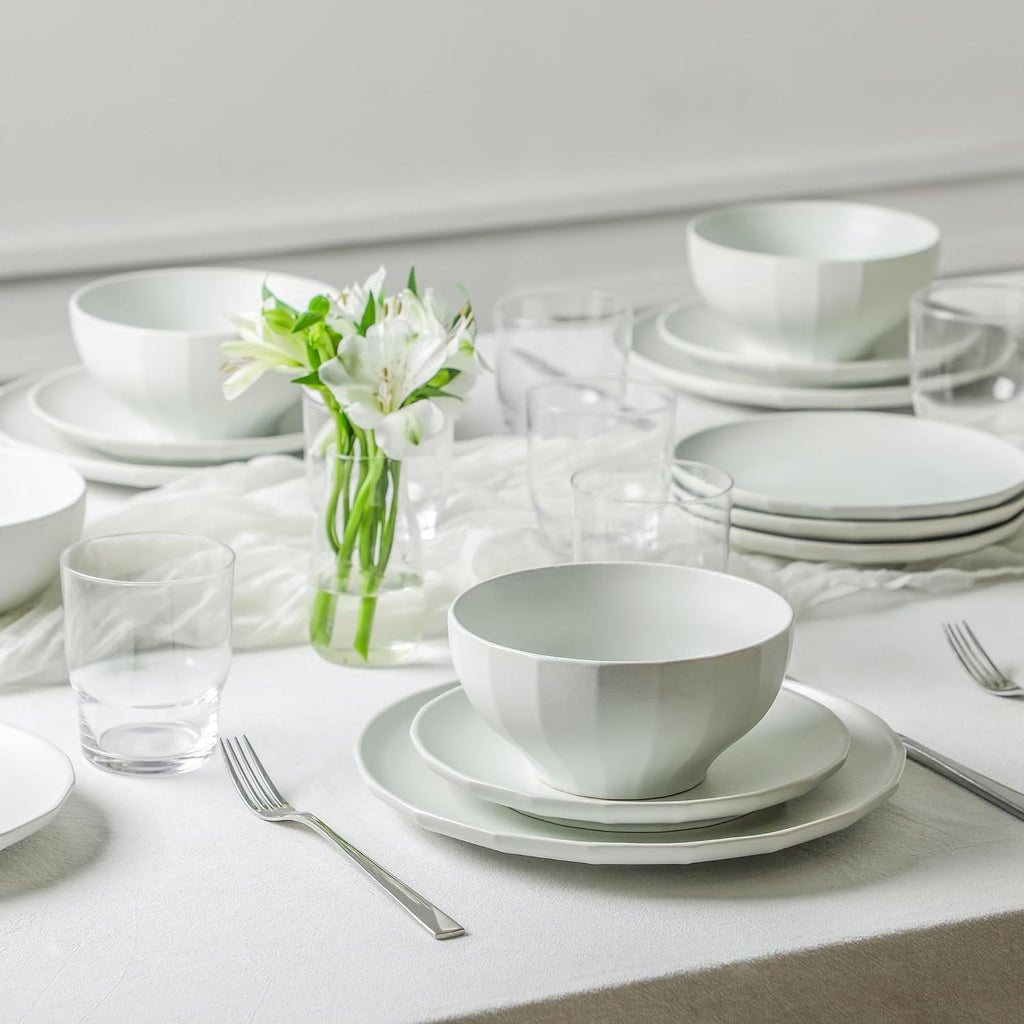 Stone Lain Rio Stoneware 32 Piece Dinnerware Set, Plates and Bowls Sets, Beige Dish Set with Clear Fluted Glasses, Service for 8, Microwave and Dishwasher Safe