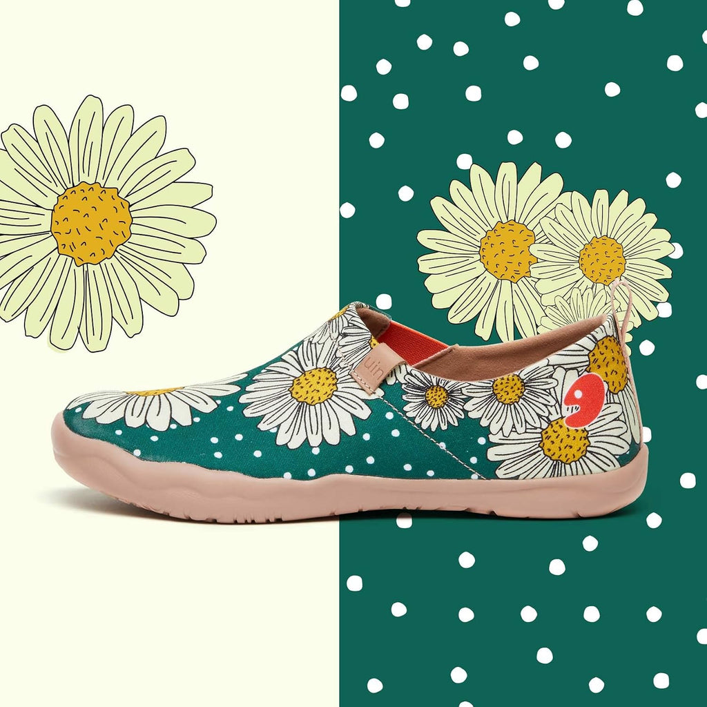 UIN Women's Slip On Shoes Colorful Comfortable Lightweight Art Travel Sneakers Casual Floral Stylish Everyday Loafers