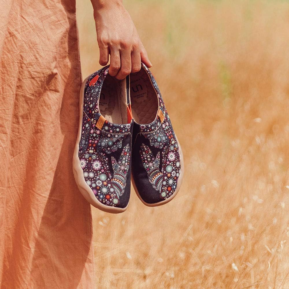 UIN Women's Slip On Shoes Colorful Comfortable Lightweight Art Travel Sneakers Casual Floral Stylish Everyday Loafers