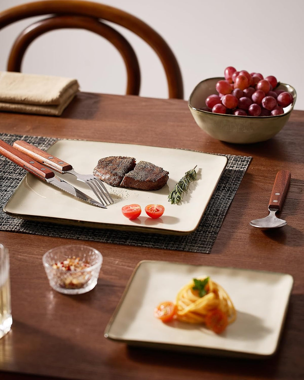 Famiware Stoneware Dinnerware Sets for 8, Ocean Square 24-Piece Kitchen Plates and Bowls Sets, Microwave and Dishwasher Safe, Scratch Resistant, Light khaki