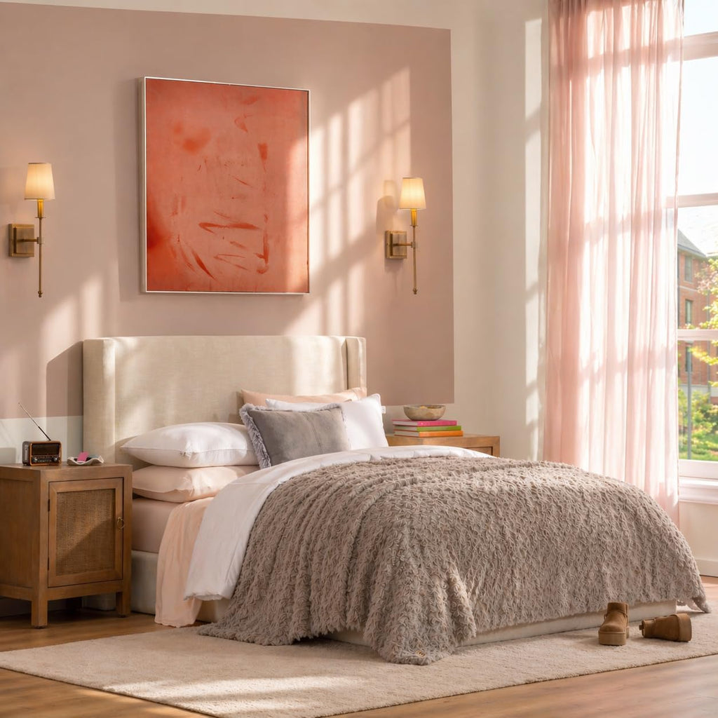 UGG Adalee Faux Fur King Blanket for Bed, Double-Sided Soft Blanket, Warm Large Throw for Couch, Washable California King Bedding, Luxury Bedroom Decor, 110' x 90', Oyster Brown