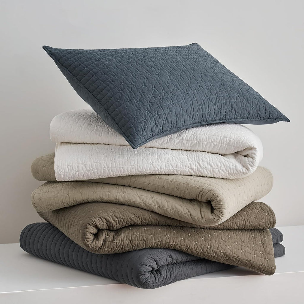 EVERGRACE Cross Stitch Pre-Washed Cotton Quilt Bedding Set Queen Size, Oversized 3 Pieces Lightweight Bedspread Coverlet for All Season, with 2 Matching Shams, Mocha Brown, 92'x96'