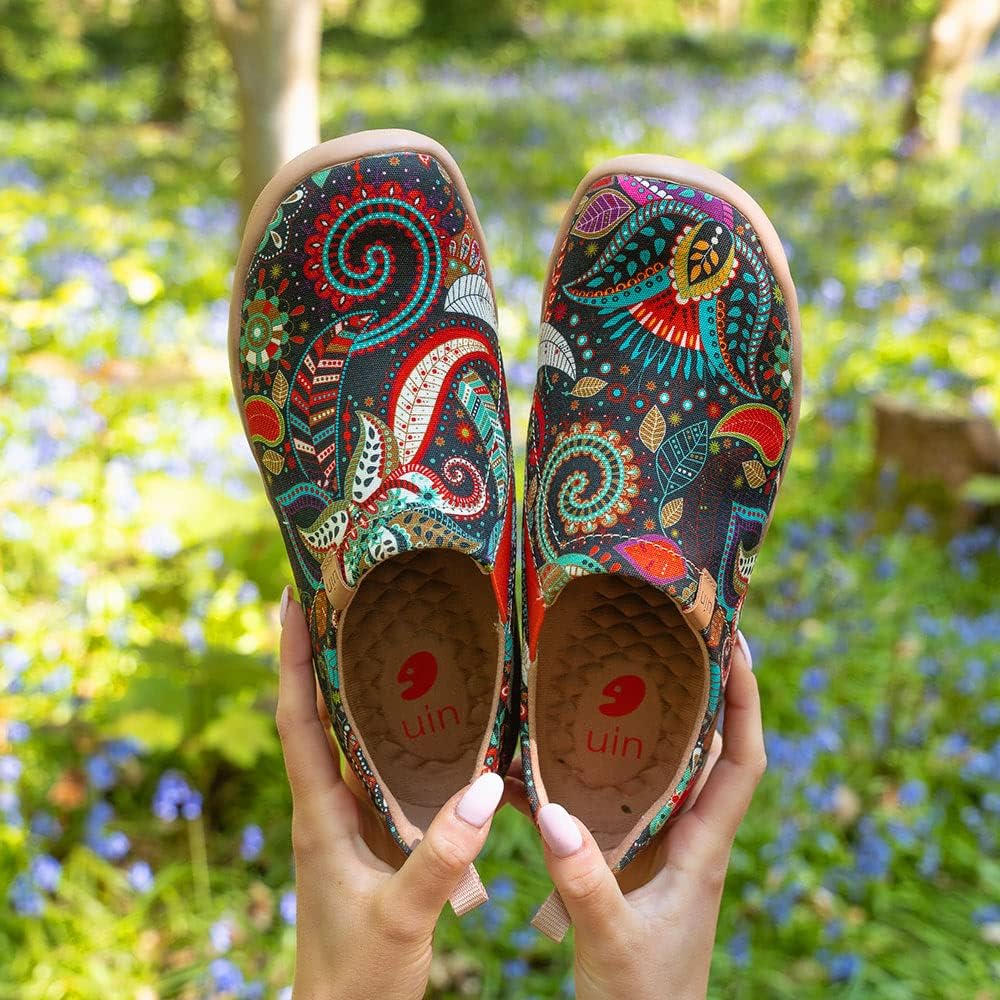 UIN Women's Slip On Shoes Colorful Comfortable Lightweight Art Travel Sneakers Casual Floral Stylish Everyday Loafers
