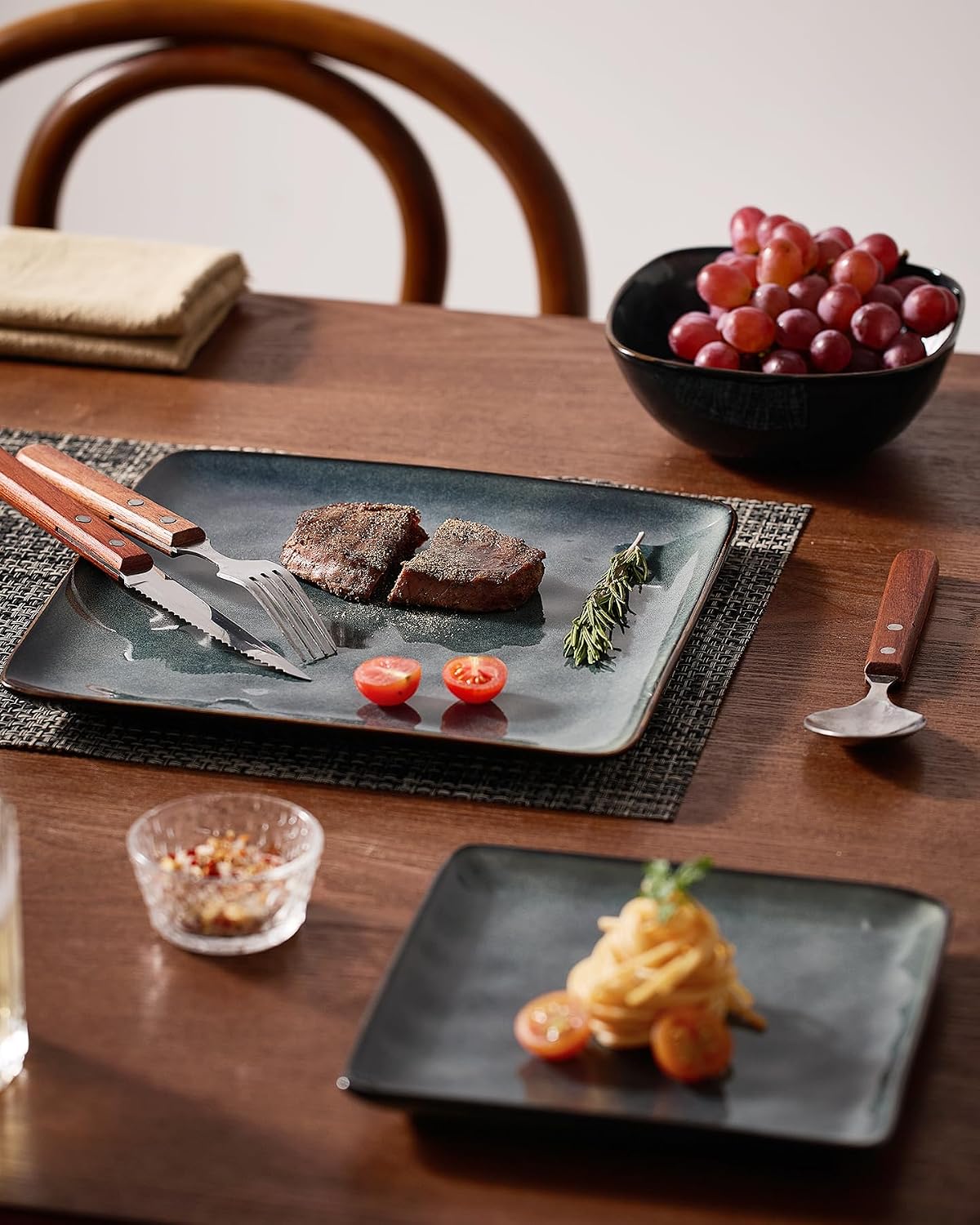 Famiware Stoneware Dinnerware Sets for 8, Ocean Square 24-Piece Kitchen Plates and Bowls Sets, Microwave and Dishwasher Safe, Scratch Resistant, Deep Forest