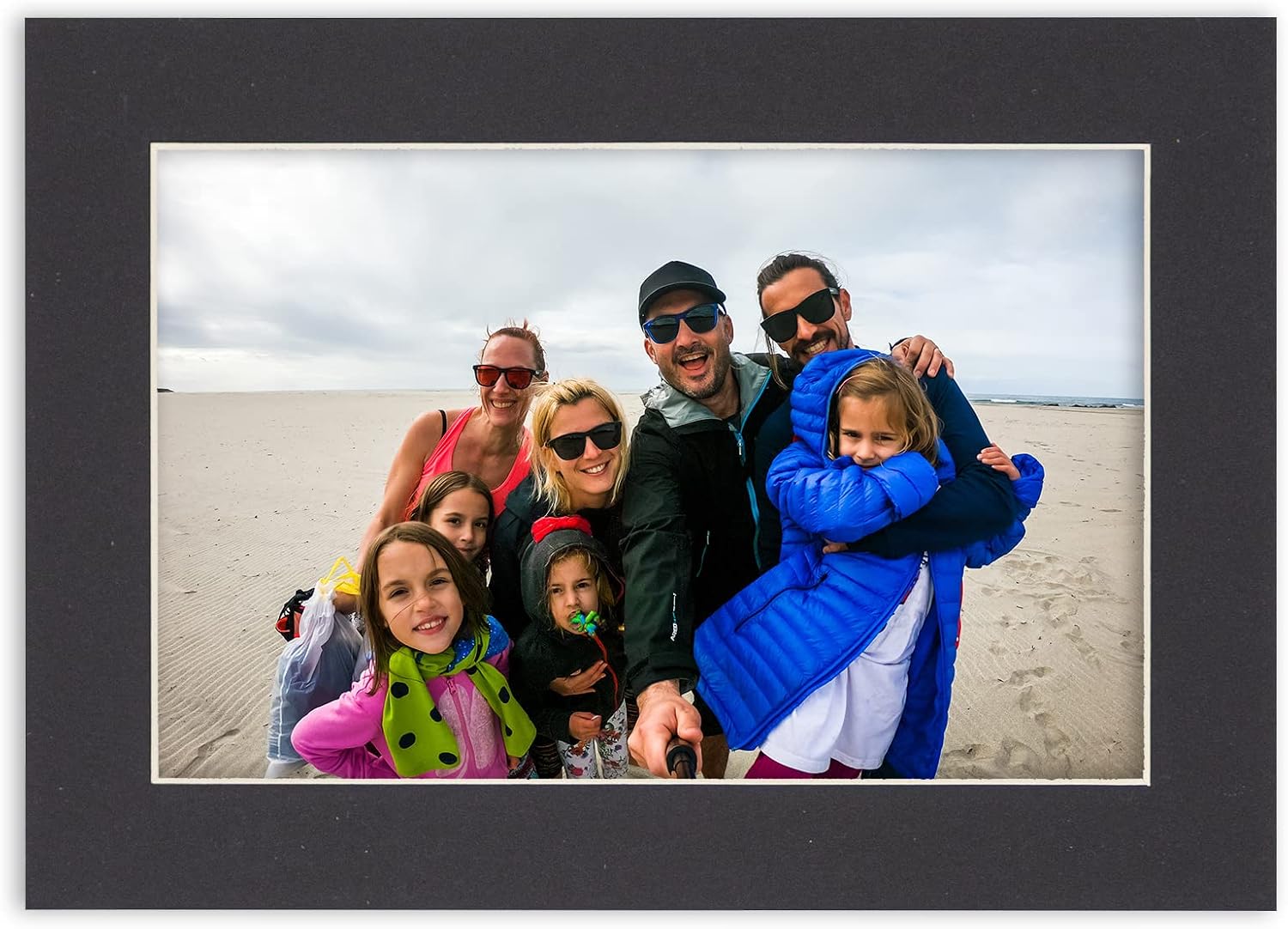 11x14 Mat for 12x18 Frame - Precut Mat Board Acid-Free Black 11x14 Photo Matte Made to Fit a 12x18 Picture Frame, Premium Matboard for Family Photos, Show Kits, Art, Picture Framing, Pack of 25 Mats