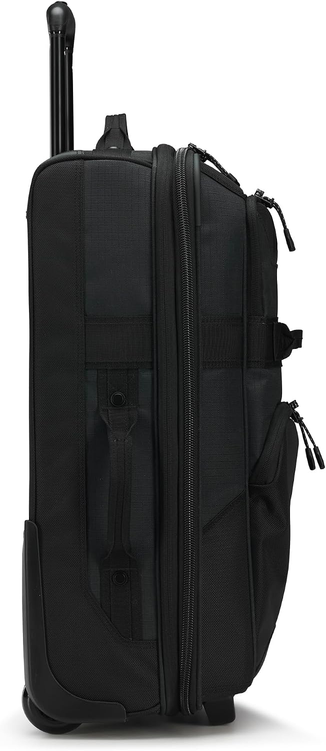 OGIO Alpha Layover Travel Bag (Black)