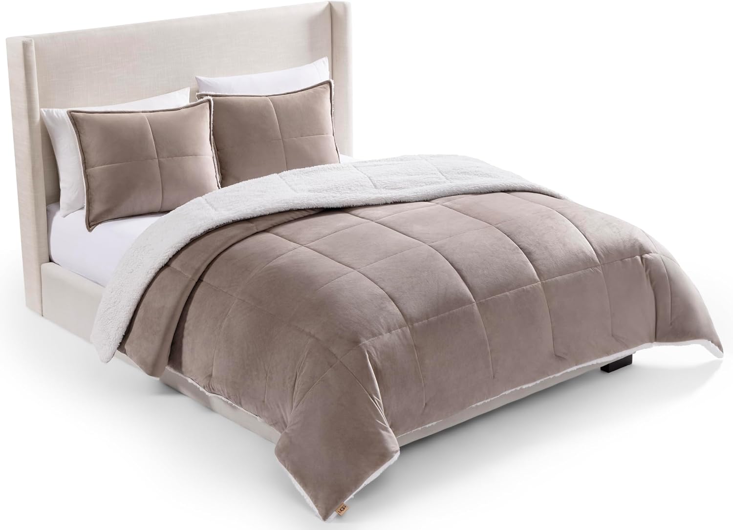 UGG Blissful Queen Comforter Set with 2 Pillow Shams, Reversible Fluffy Bed Comforter, Ultra Warm Winter Bed Set, Down Alternative Bedding, Full/Queen Size, Light Brown Fawn