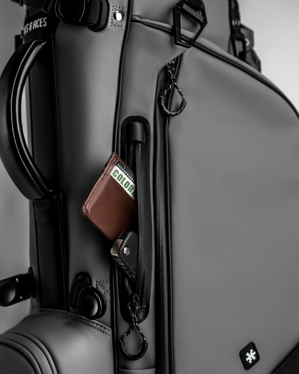 Pins & Aces Player Preferred Golf Bag - Premium Design, Lightweight Golf Bag with Stand - Velvet-Lined 5-Way Club Divider System