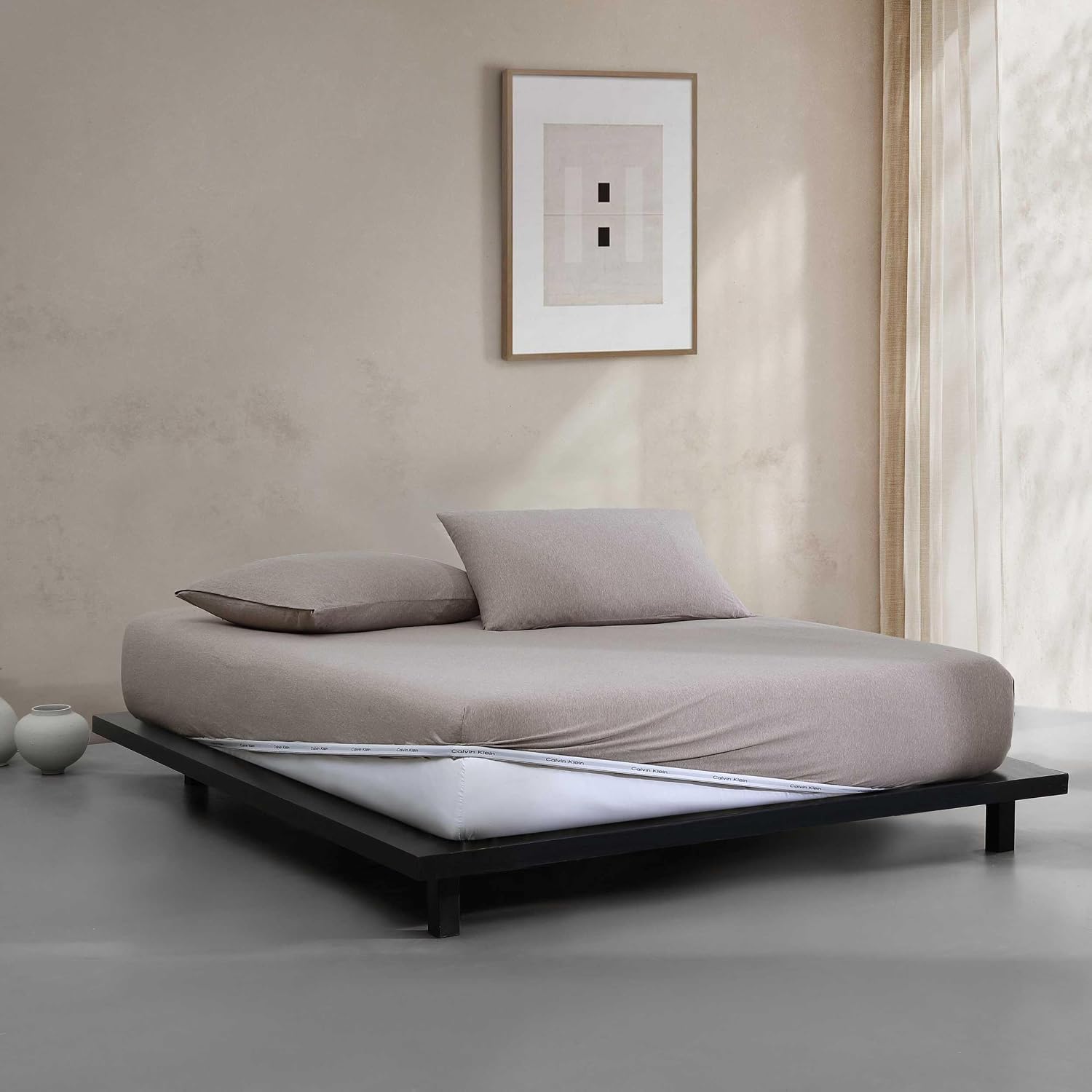 Calvin Klein - King Size Sheets Set, Naturally Soft Cotton-Blend Melange Jersey Bedding - Bed Sheets with Matching Pillowcases & Fitted Sheet (Modern Cotton Melange Brown)