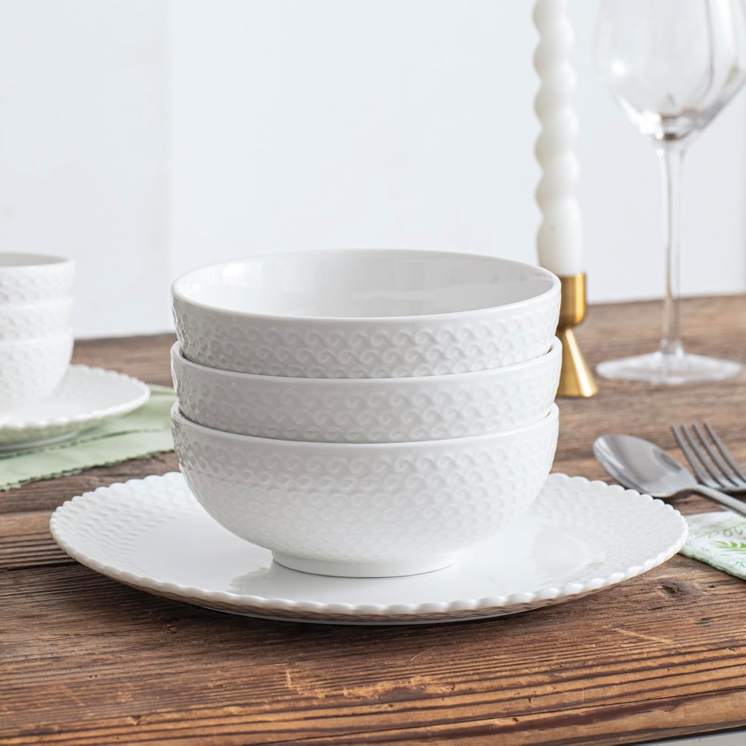 HOMBENE Dinnerware Set, 24 Piece Plates and Bowls, Porcelain Dinner Set for 6, Modern Dish Sofia Collection
