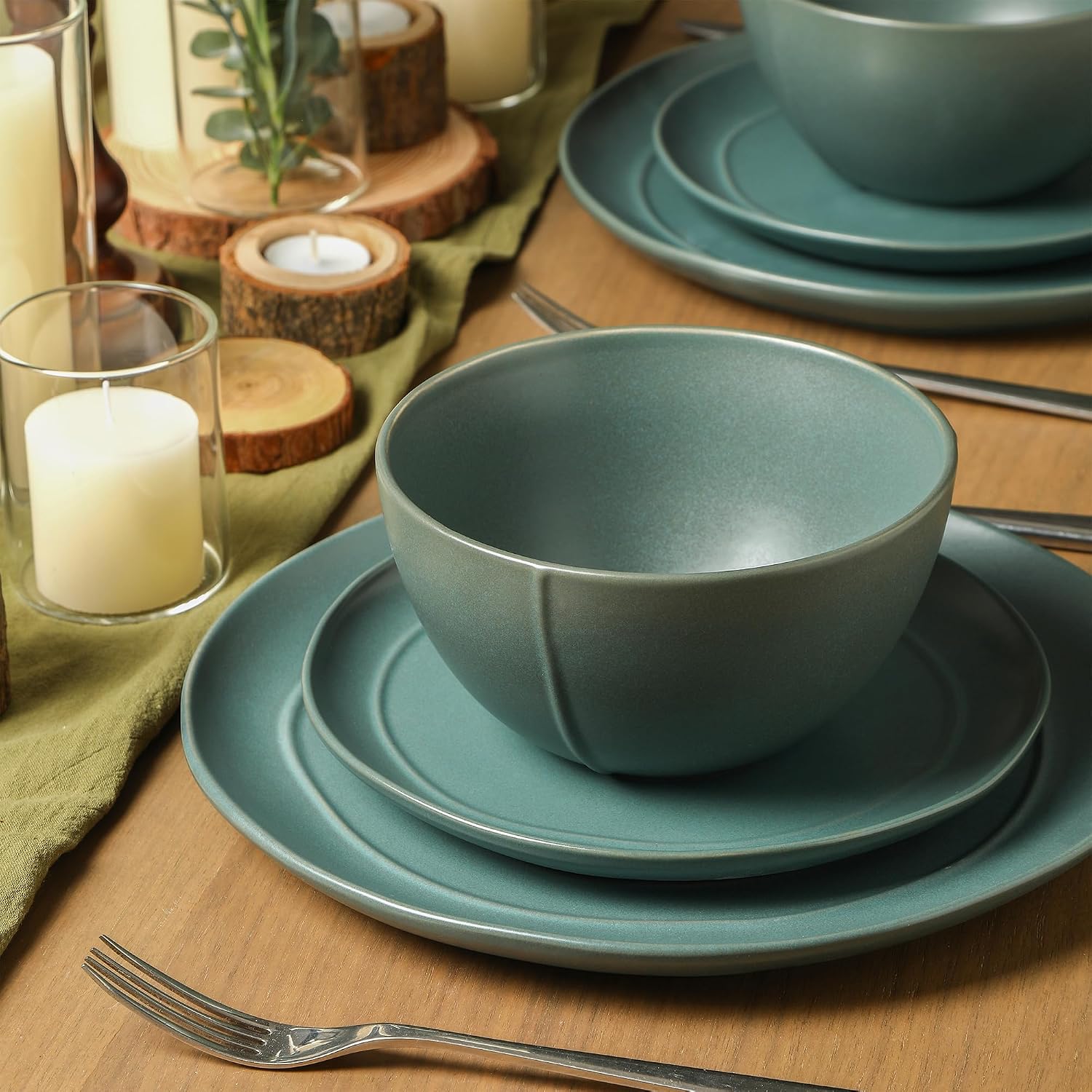 Stone Lain Infinity 24-Piece Dinnerware Set Stoneware, Plates and Bowls Set, Dishwasher and Microwave Safe, Dish Set for 8, Green