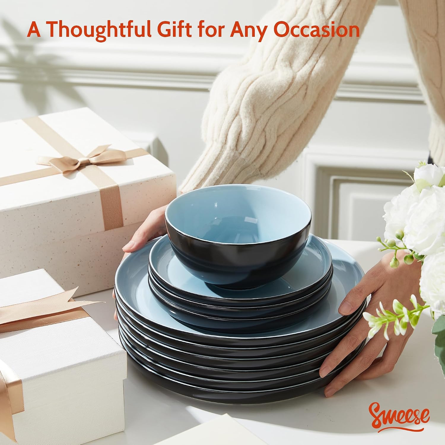 Sweese Porcelain Dinnerware Set of 6, Lightweight Round Plates and Bowls Set - Dishwasher, Microwave, Oven Safe, Scratch Resistant Dinner Sets, Kitchen Dishes Set, Black & Blue