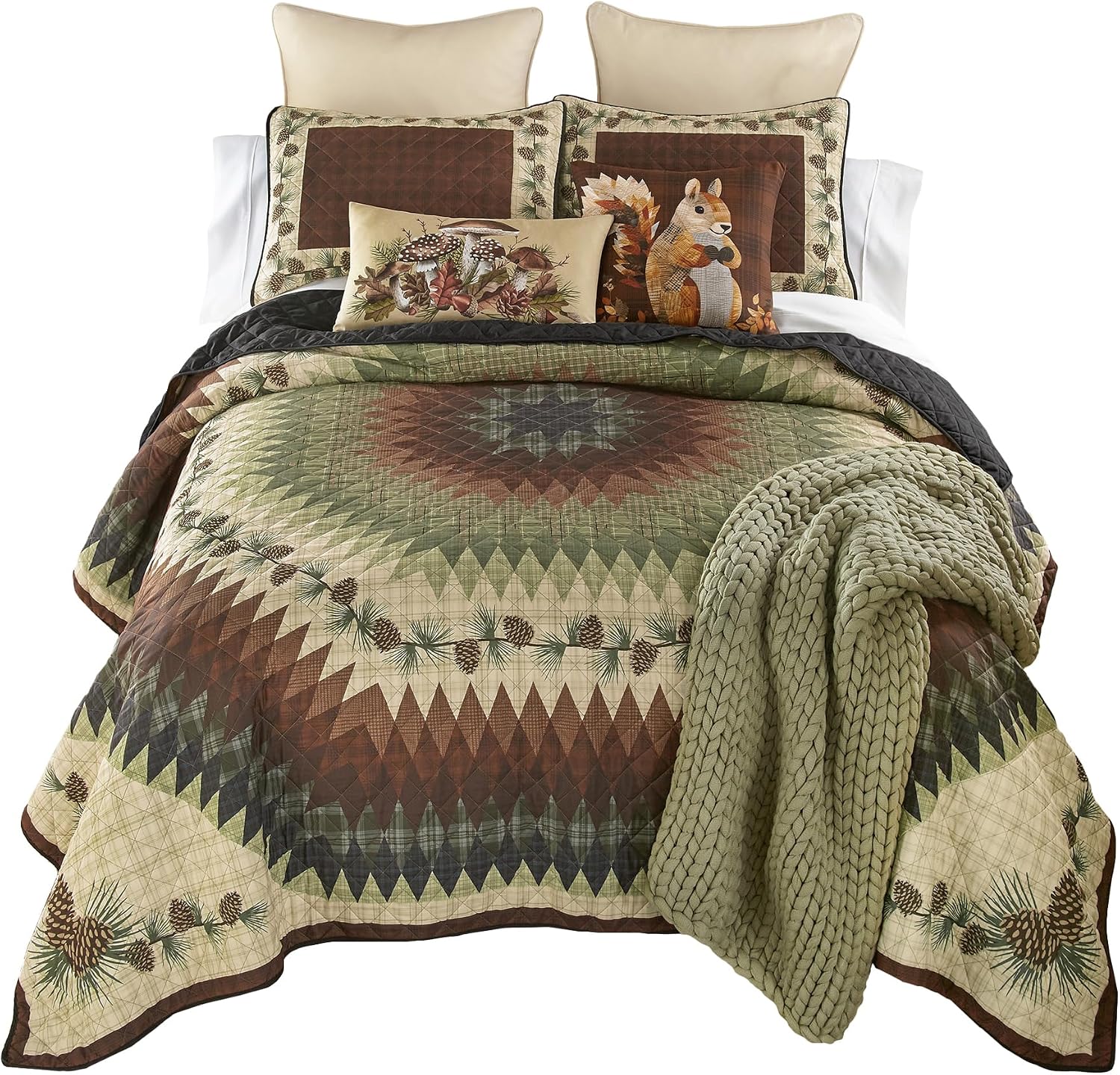 Donna Sharp Pine Circle Polyester Quilted Bedding Set - 3-Piece King Size Quilt Set - Includes 1 Quilt and 2 King Pillow Shams - Machine Washable - Traditional Design