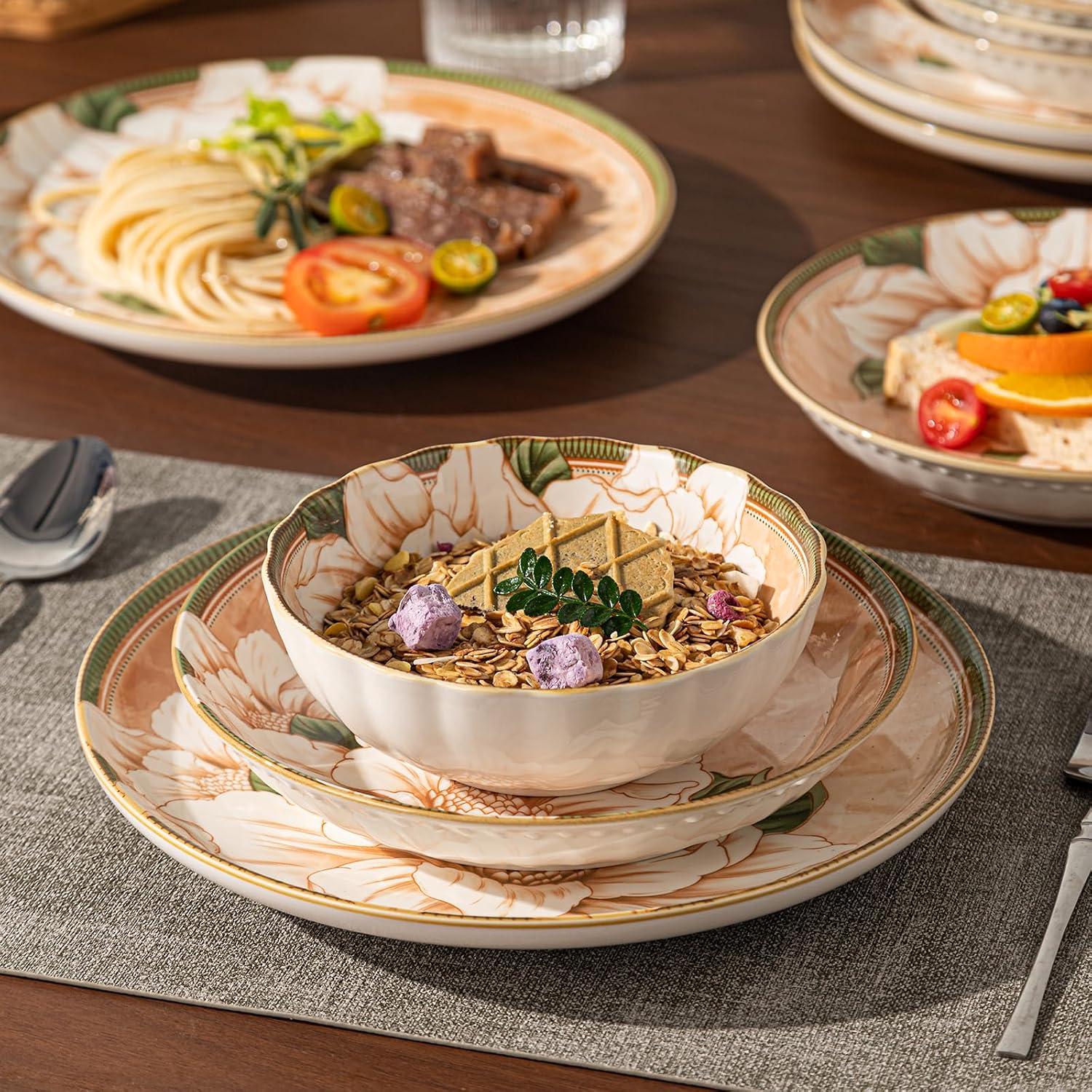 36-Piece Dinnerware Set for 6, Porcelain Plates and Bowls Sets, Vintage Camellia Flower Pattern Elegant Tableware, Chip-Resistant Stackable Ceramic Dish Set, Microwave & Dishwasher Safe