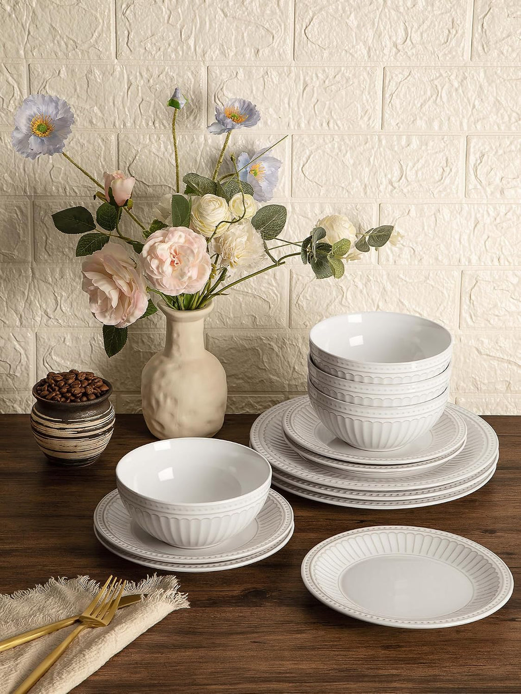Famiware Garden 18-Piece Embossed Plates and Bowls Sets, Stoneware Reactive Glaze Dishes Dinnerware Set, Modern Rustic, Chip & Scratch Resistant, Microwave & Dishwasher Safe, Service for 6, White
