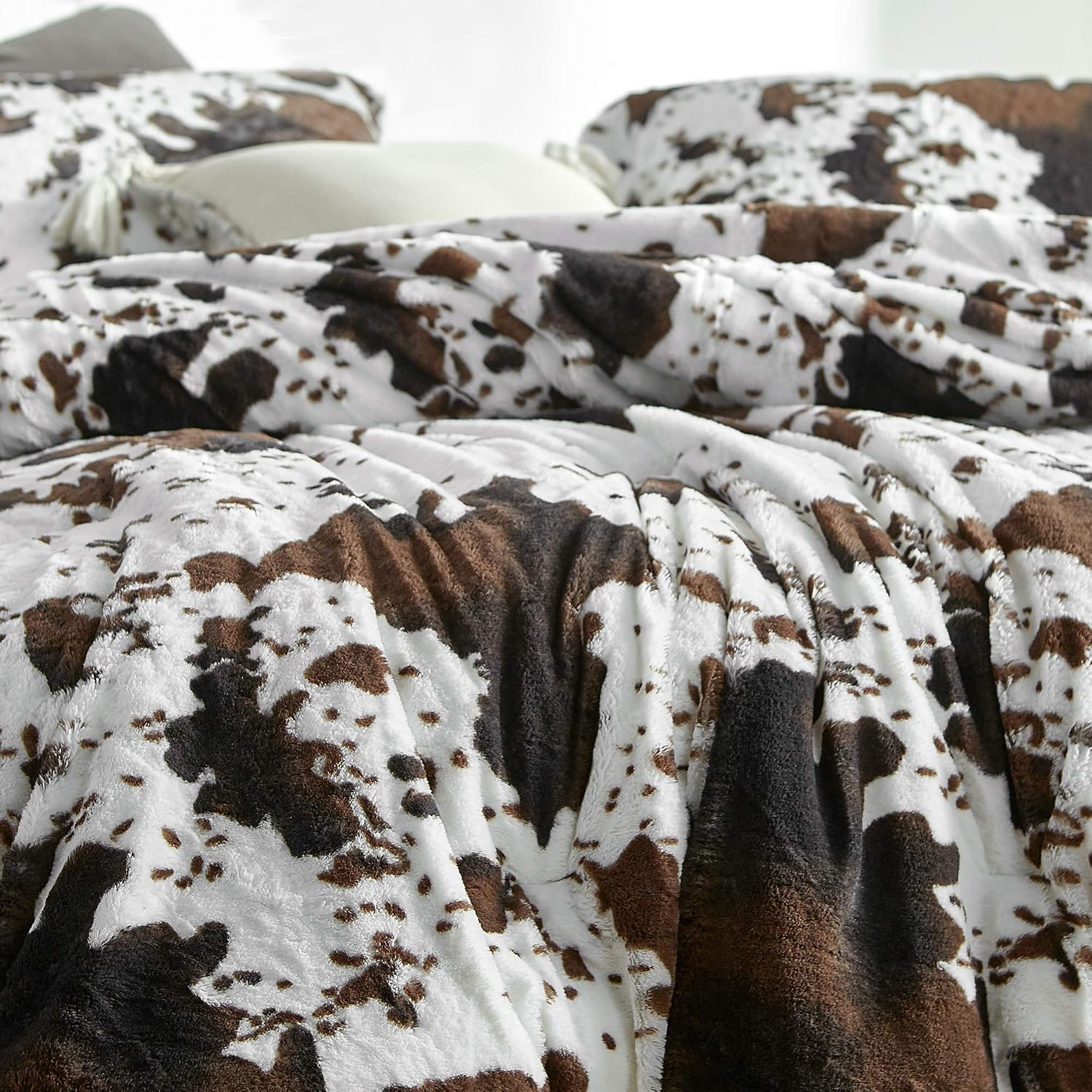 Byourbed Moo Cow - Coma Inducer Oversized King Comforter Set