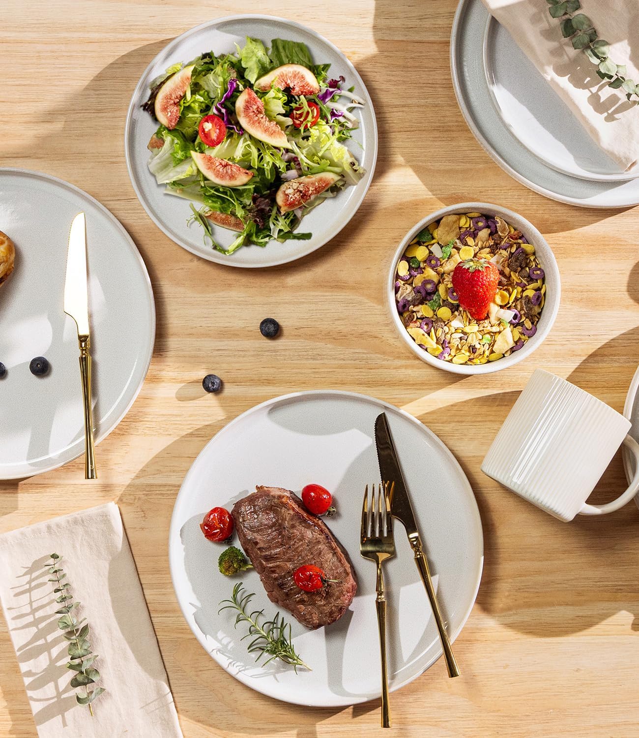 TheTerra Ceramic Dinnerware Sets for 8, 24 Pieces Porcelain Lightweight Plates and Bowls Sets, Scratch Resistant Dish Set, Oven & Microwave & Dishwasher Safe, Reactive White