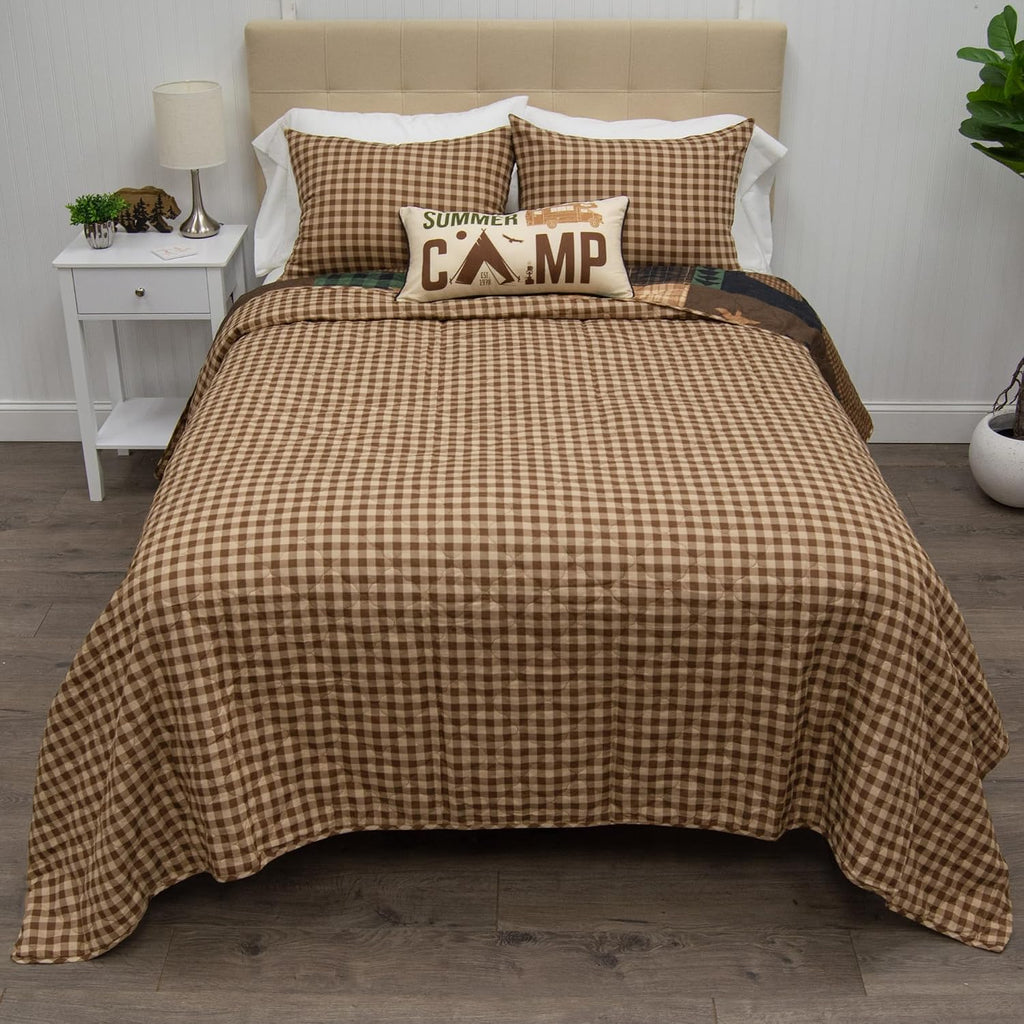 Donna Sharp Brown Bear Cabin- Queen Quilt Set, Measures 90 x 90, Includes 1 Quilt and 2 Standard Shams, Machine Washable