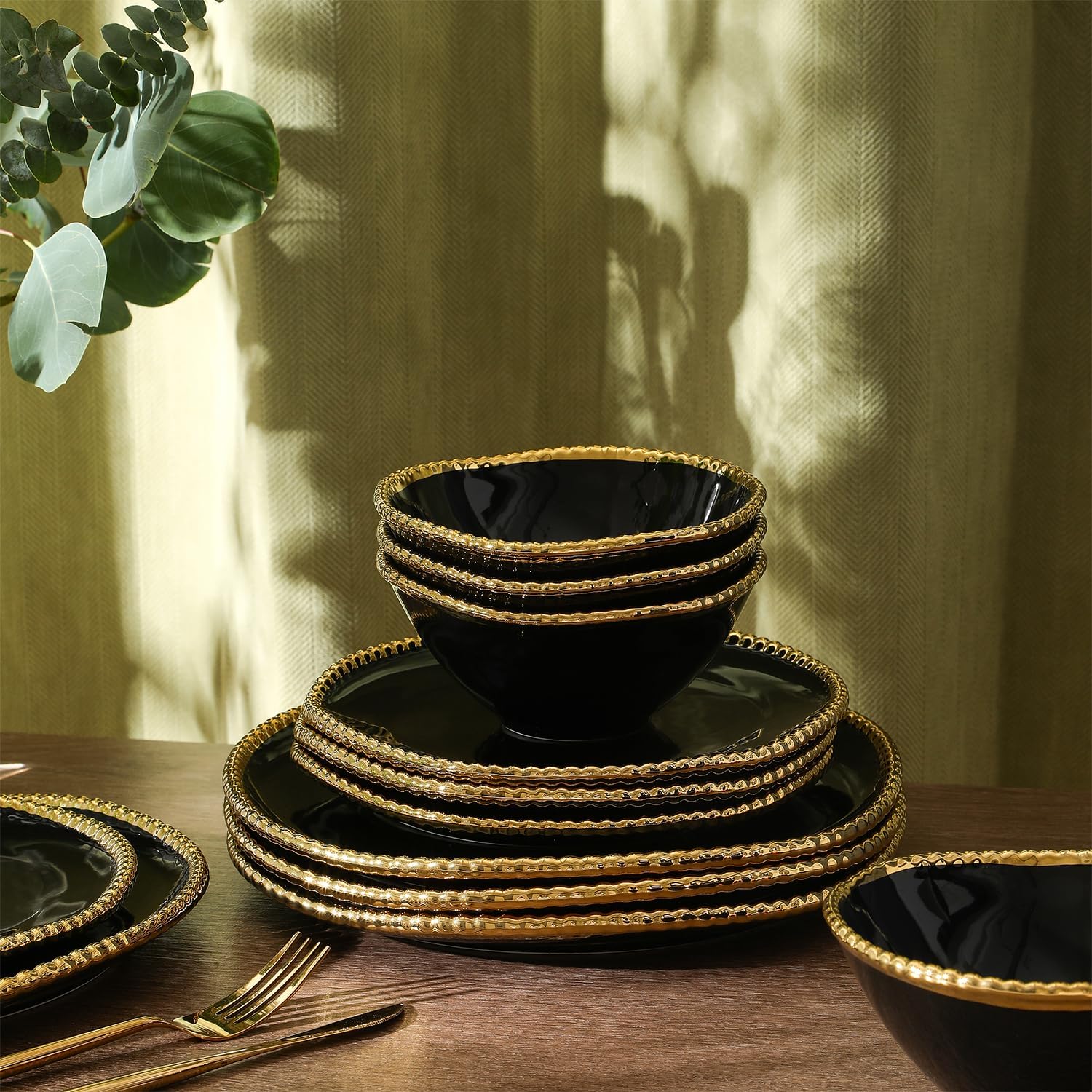 Christian Siriano Akoya Porcelain Dinnerware Set, 24-Piece - Dish Set for 8, Plates and Bowls Set, Black and Gold