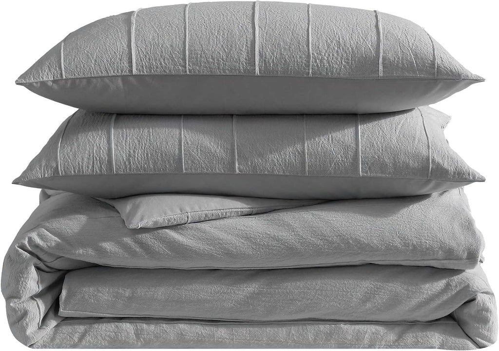 Vera Wang - King Comforter Set, Soft Cotton Bedding w/Smooth Cotton Percale Reverse, Lightweight for Year Round Comfort, 3 Piece Bed Set w/Matching Pillowcases (Woven Tucks Grey)