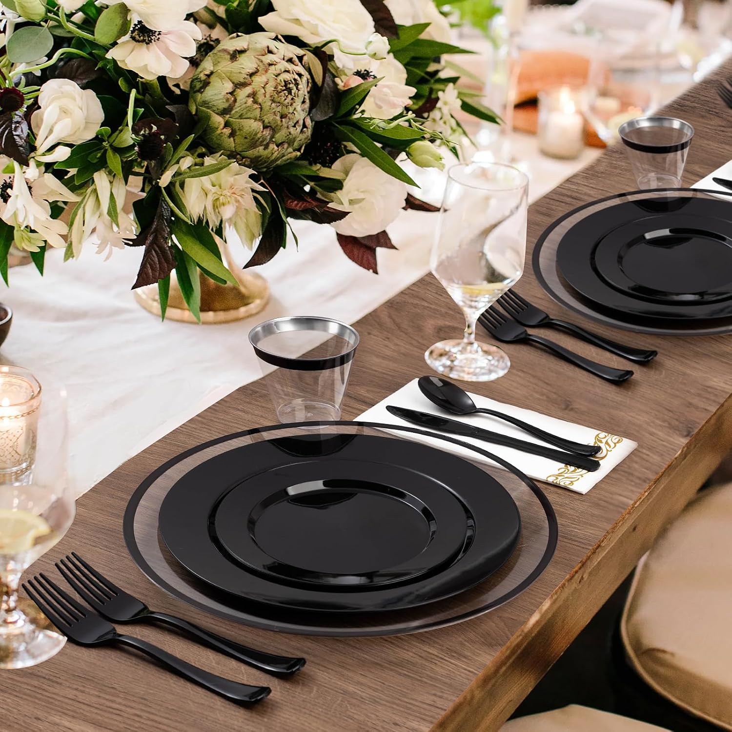 Goodluck 12 Inch Disposable Charger Plates Plastic, 100 Pack Plastic Clear Charger with Black Rim for Dinner, Wedding, Party
