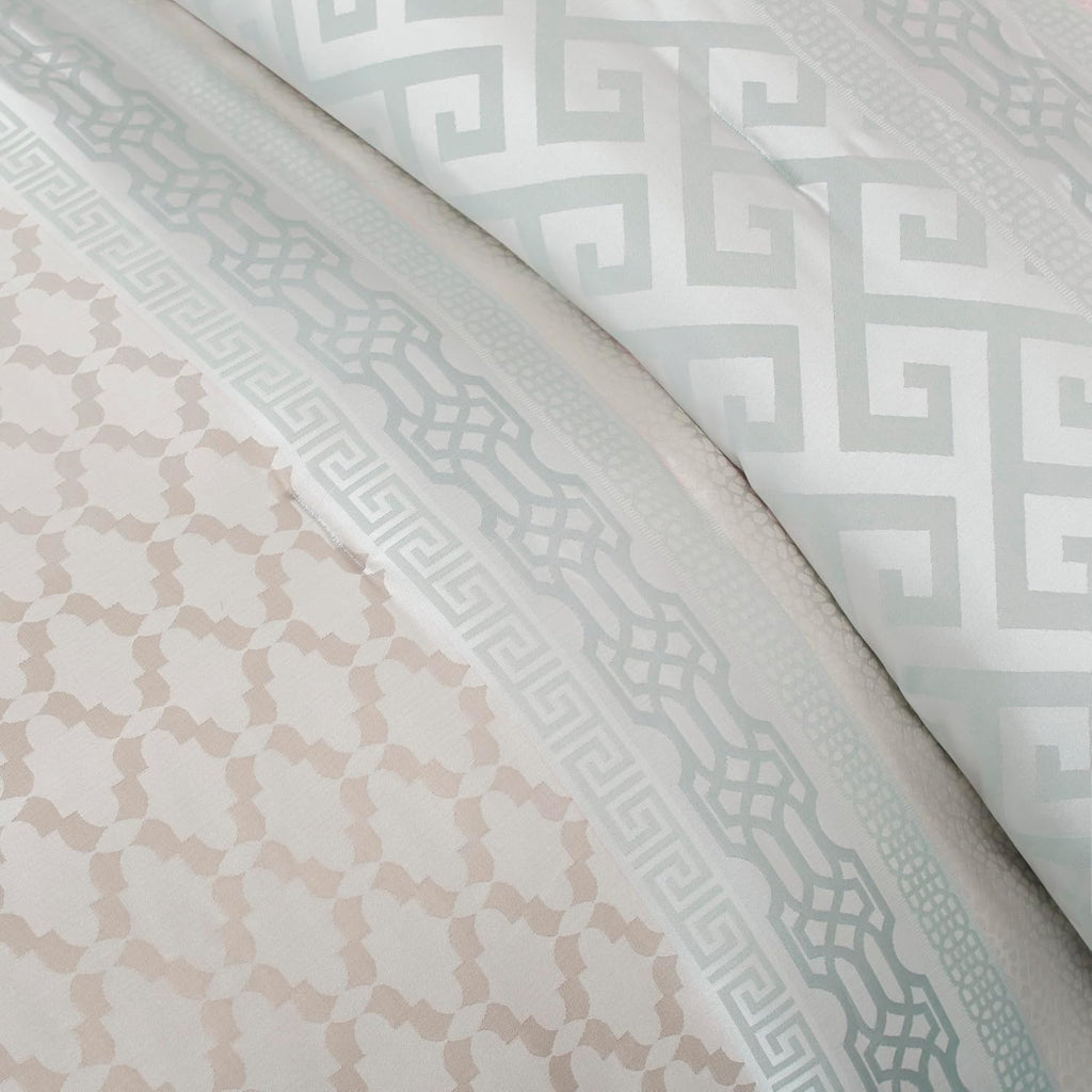 Madison Park Luxury Comforter Set-Traditional Jacquard Design All Season Down Alternative Bedding, Matching Bedskirt, Decorative Pillows, Cal King(104'x92'), Bennett, Geometric Aqua, 7 Piece