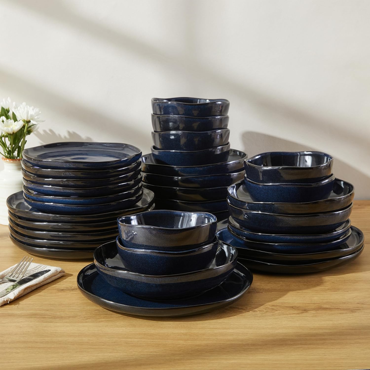 Pokini 32 Piece Starry Blue Dinnerware Set with Pasta Bowls, Coastal Reactive Glaze Stoneware for 8 | Complete Serving Set for Holiday Meals, Multi‑Dish Hosting & Family Celebrations