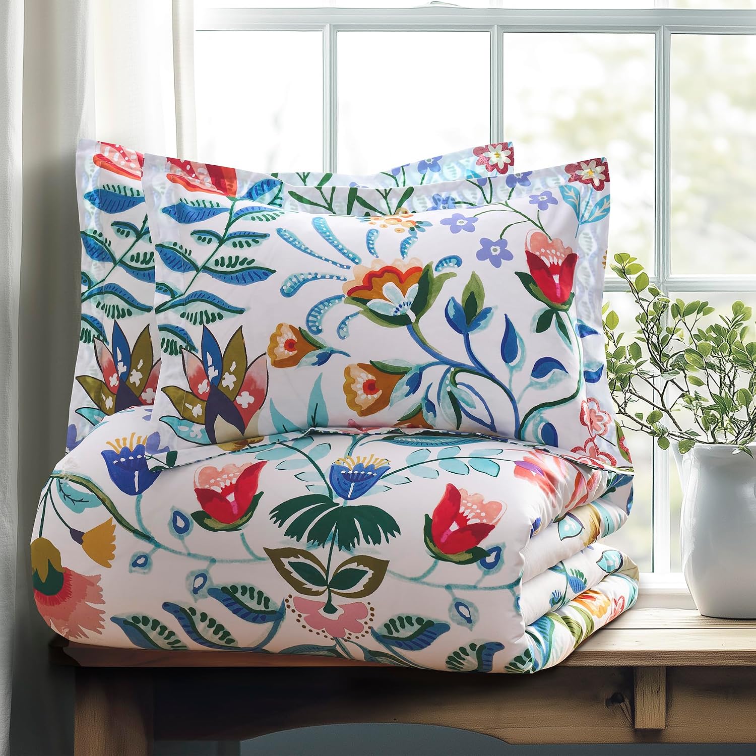 Levtex Home - Danika Comforter Set - Twin/Twin XL Comforter (68x88in.) and 1 Standard Sham (20x26in.) - Vibrant Botanical Floral - Reversible - Cotton - Polyester Fill