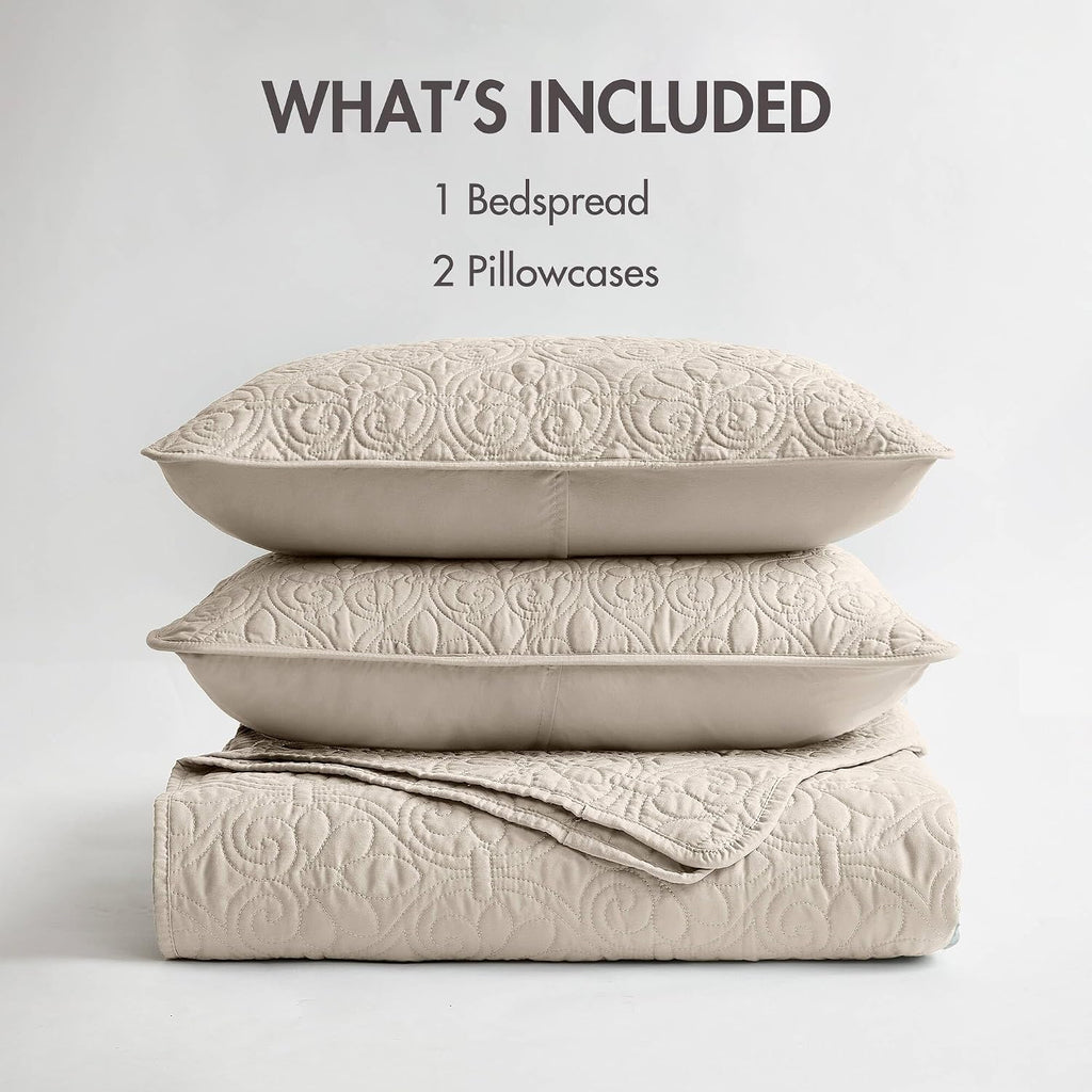 Madison Park Quebec King Size Quilt Bedding Set - Cream , Damask – 3 Piece Bedding Quilt Coverlets – Ultra Soft Microfiber Bed Quilts Quilted Coverlet
