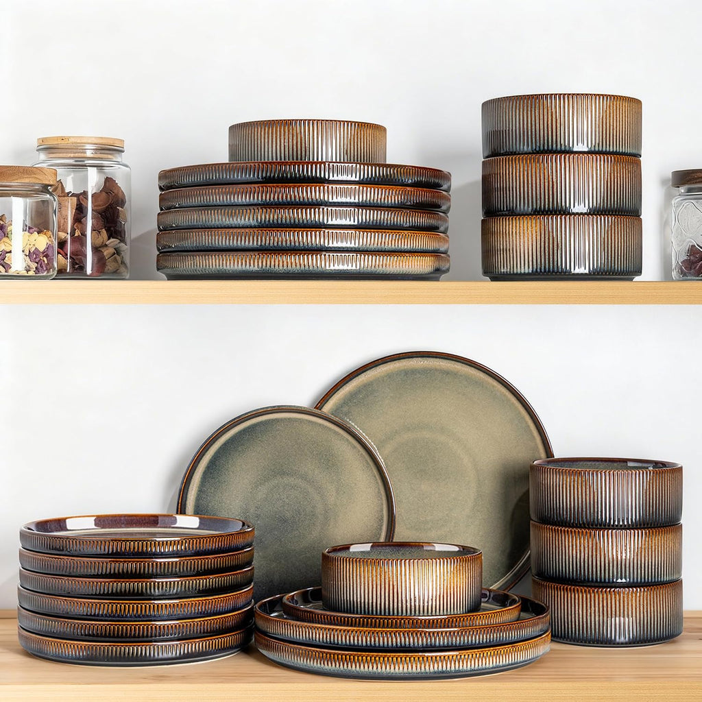 TheTerra Ceramic Dinnerware Sets for 8, 24 Pieces Porcelain Lightweight Speckled Plates and Bowls Sets, Scratch Resistant Dish Set, Oven & Microwave & Dishwasher Safe, Coca Mocha