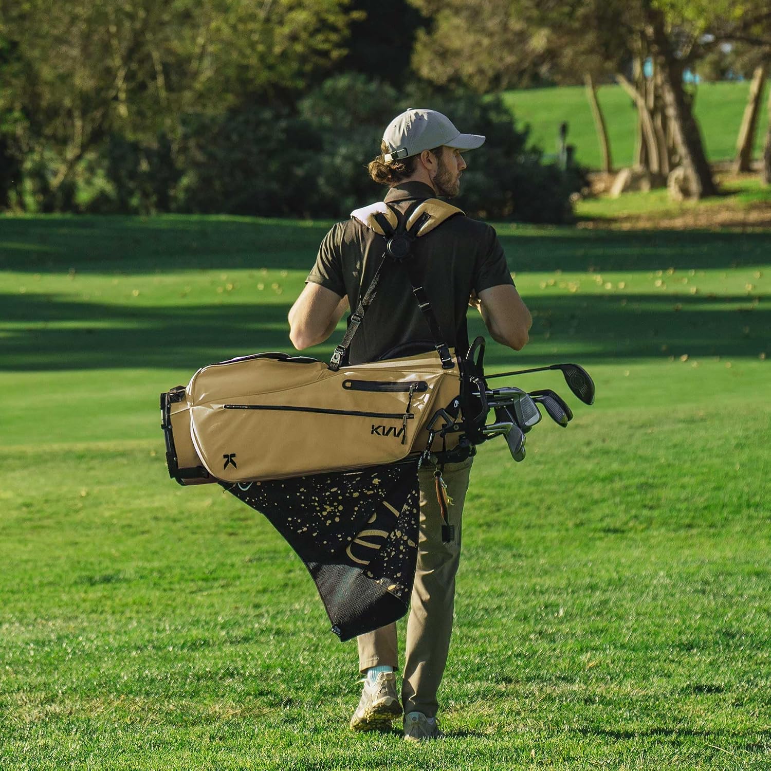KVV Lightweight Golf Stand Bag with 7 Way Full-Length Dividers, 5 Zippered Pockets, Automatically Adjustable Dual Straps，Elegant Design