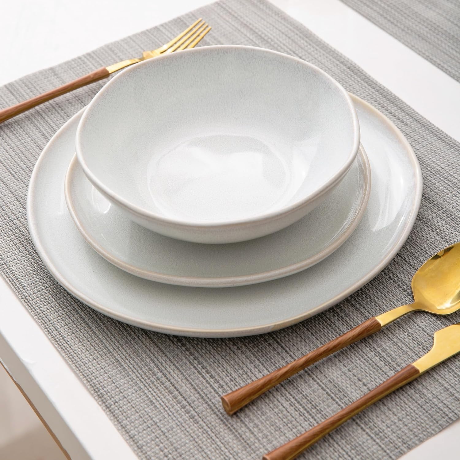 AmorArc Ceramic Dinnerware Sets,Handmade Reactive Glaze Stoneware Plates and Bowls Sets,Highly Scratch Resistant | Dishwasher & Microwave Safe Dishes Set,Service for 6 (18pc)