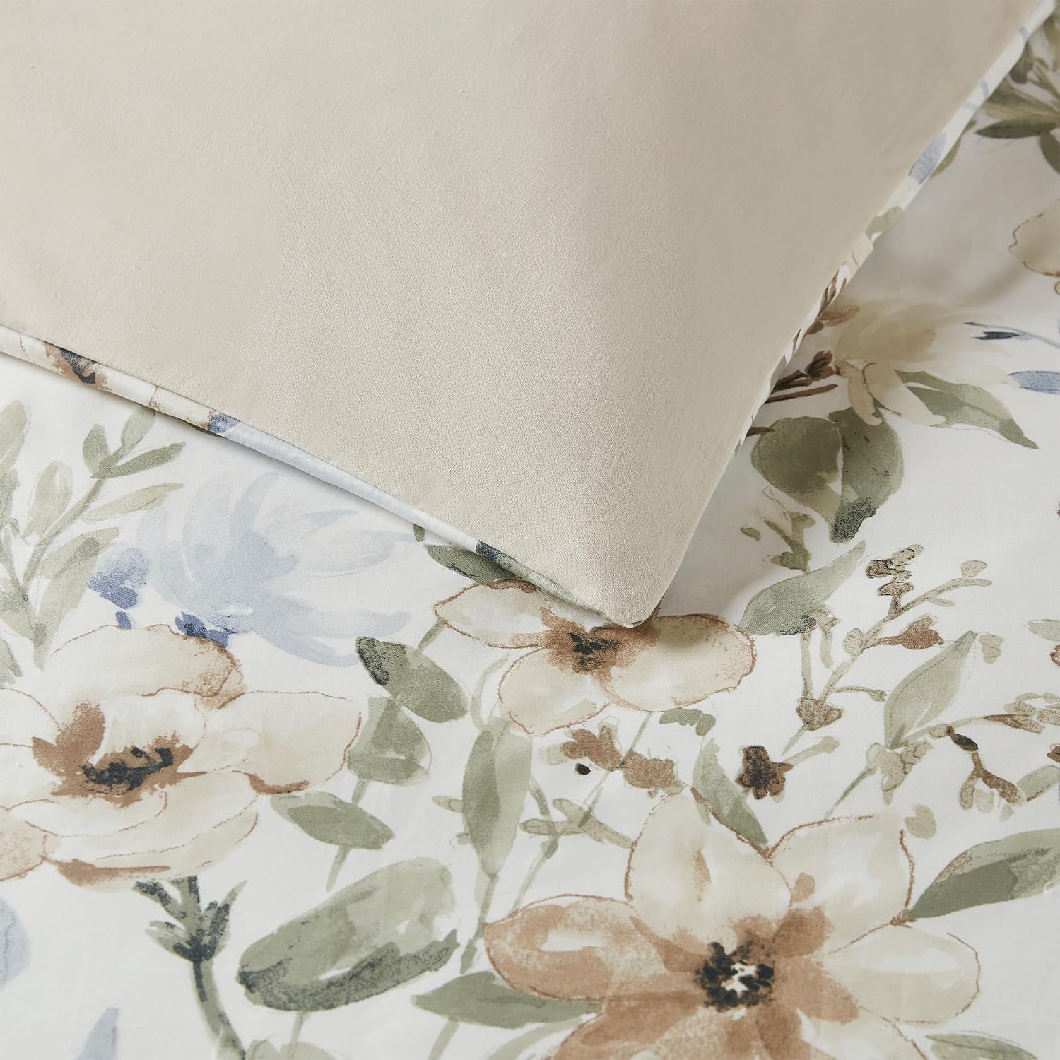 Harbor House Cal King Comforter Set Watercolor Floral Print, 300TC Sateen Cotton Comforters for Cal King Size Bed, All Season Oversized Comforter, Shams, Bed Skirt, Pillows, Cal King, Multi, 6 Piece