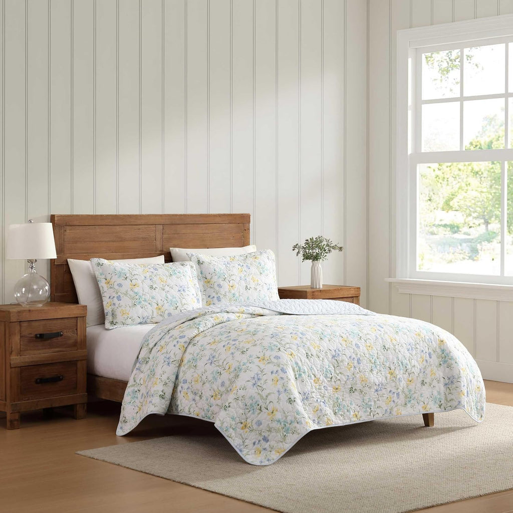 Laura Ashley - King Quilt Set, 100% Soft Cotton Bed Set for Year Round Comfort, 3 Piece Floral Bedding with Matching Pillowcases (Poppy Meadow Blue)