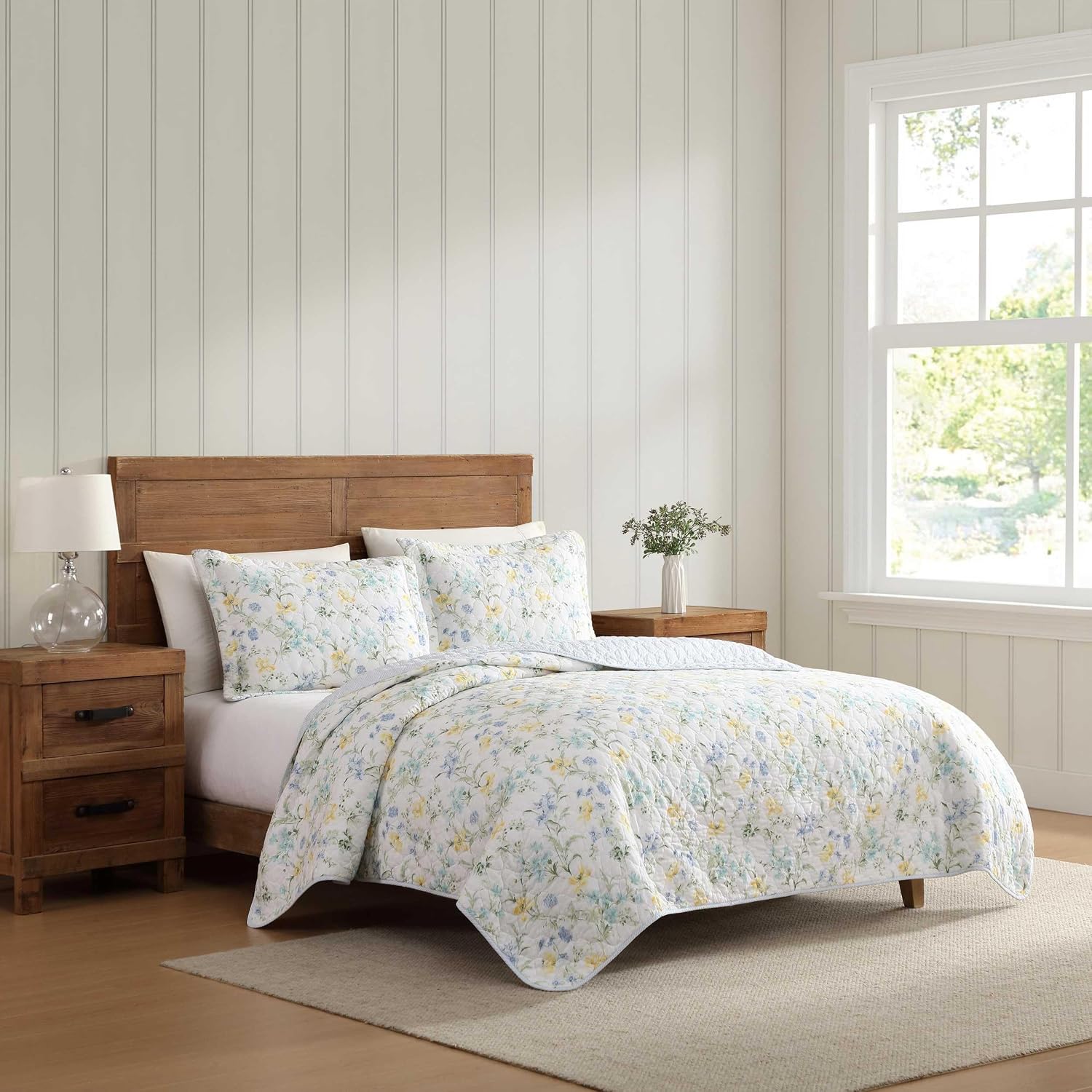 Laura Ashley - King Quilt Set, 100% Soft Cotton Bed Set for Year Round Comfort, 3 Piece Floral Bedding with Matching Pillowcases (Poppy Meadow Blue)