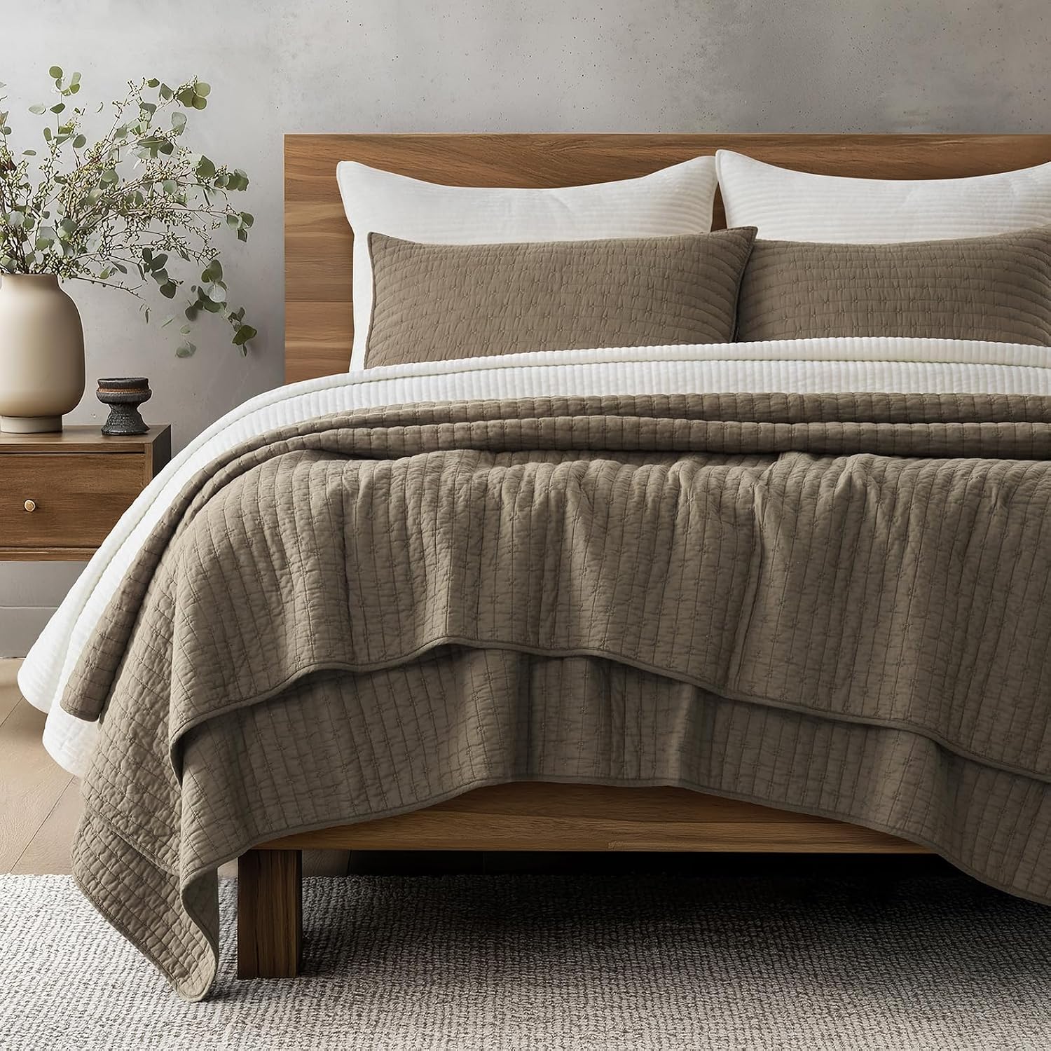EVERGRACE Cross Stitch Pre-Washed Cotton Quilt Bedding Set King Size, Oversized 3 Pieces Lightweight Bedspread Coverlet for All Season, with 2 Matching Shams, Mocha Brown, 108'x96'
