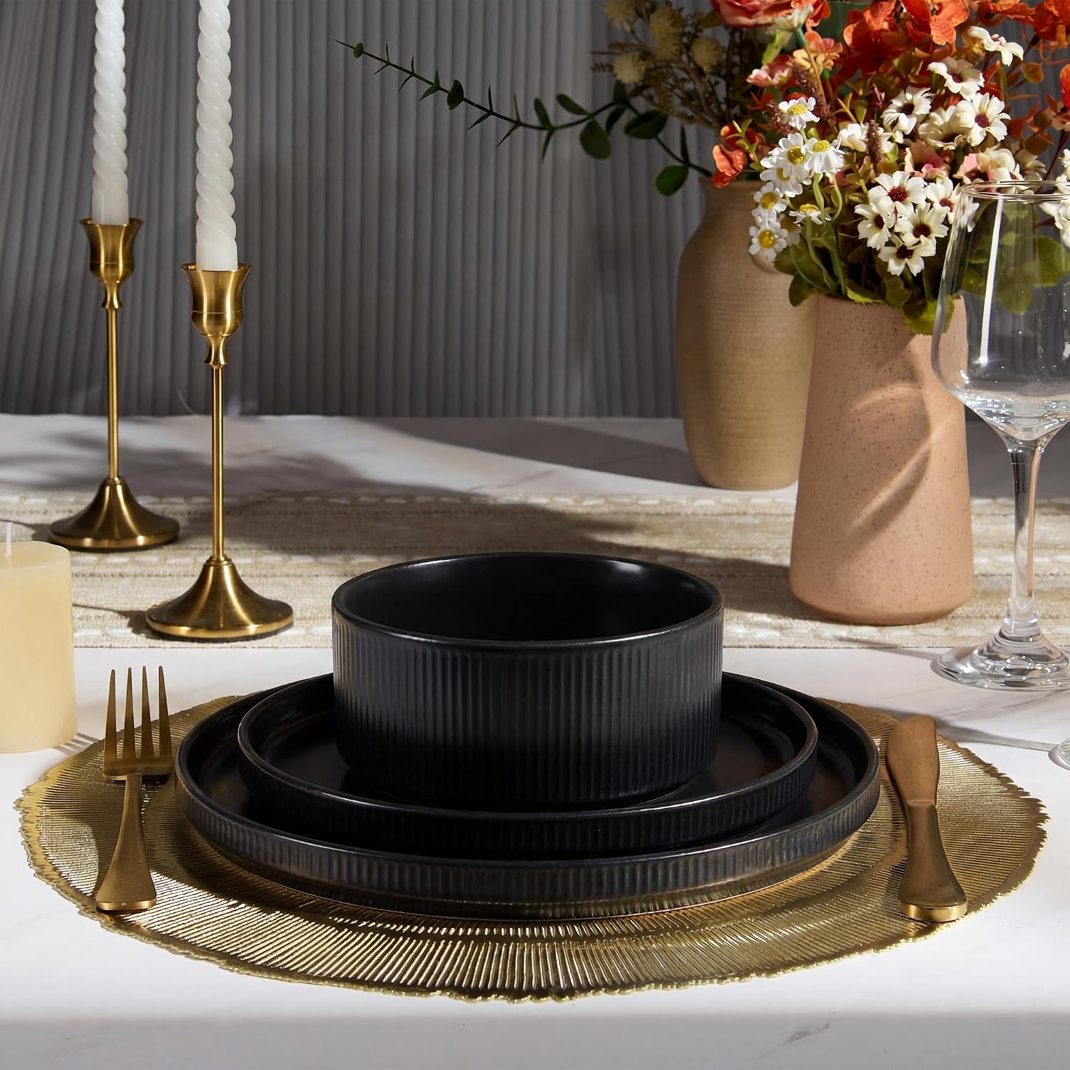 E-far 24-Piece Stoneware Dinnerware Sets, Plates and Bowls Sets for 8, Kitchen Dinning Porcelain Ribbed Dishes Set, Chip & Scratch Resistant, Dishwasher & Microwave Safe, Matte Black
