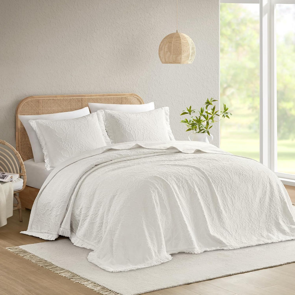 Madison Park King Bedspread Oversized Chenille Floral Bespread with Fringes, King Bedding Set Cozy Quilt, All Season Lightweight Soft King Size Bedspread, Willow, King White 3 Piece