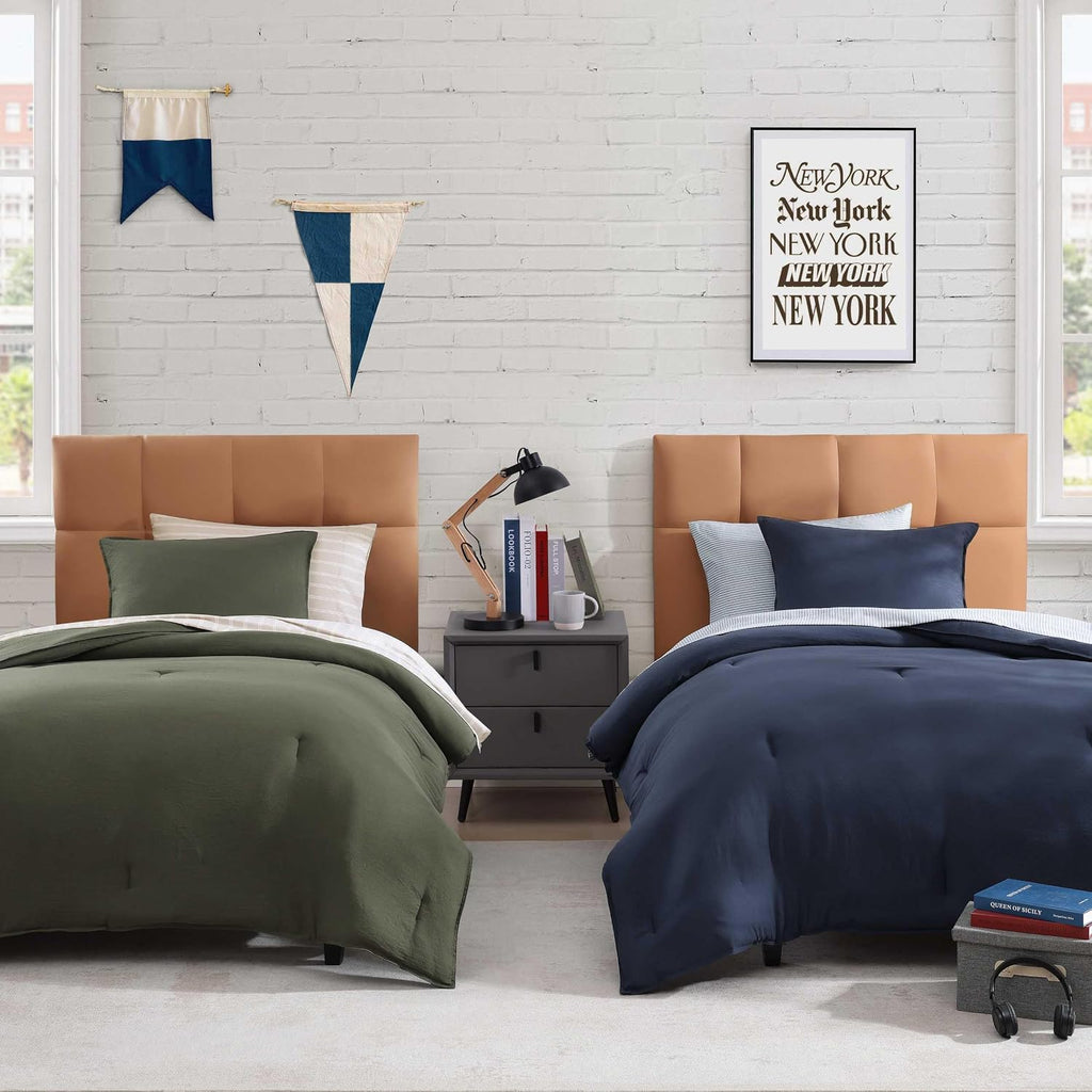 Tommy Hilfiger - Queen Bedding Set, Soft 7 Piece Comforter Set w/Matching Bed Sheets & Pillowcases, Medium Weight for Year Round Comfort (Solid Microfiber Green)