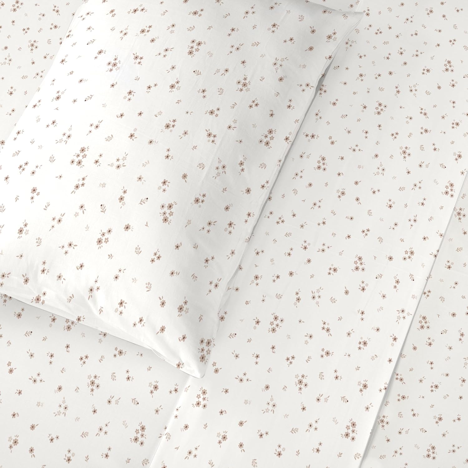 MakeMake Organics Organic Queen Sheet Set GOTS Certified Organic Cotton Sheets Queen Bed Fitted Sheet Flat Sheet Pillowcases Set - Ultra Soft Non Toxic Breathable Ditsy Flowers Peach (Queen, Bloom)