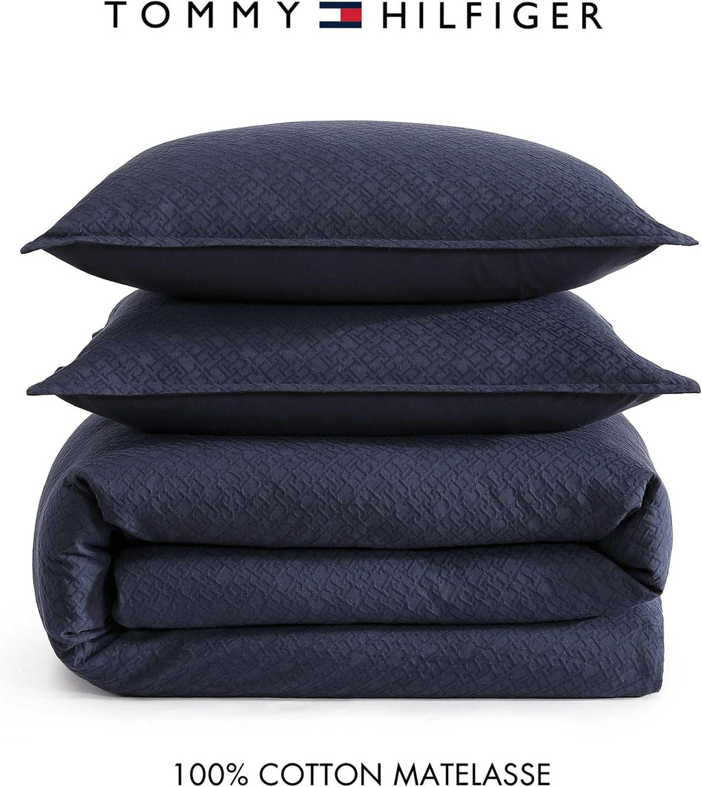 Tommy Hilfiger - Comforter Set, Luxuriously Soft Cotton Matelassé Bedding with Matching Shams, Textured Design (Monogram Navy, Full/Queen)